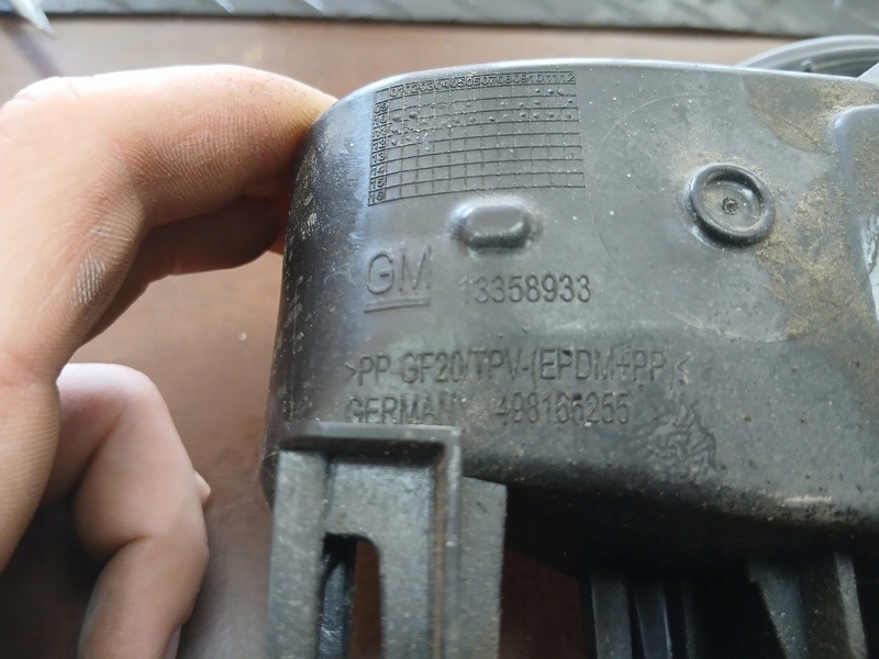 Tankklappe des Kraftstoffsbehälters ASTRA J Farbe Z22C