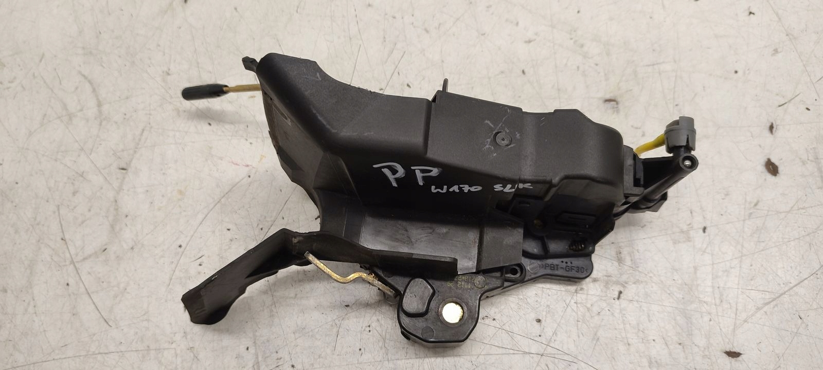 lock front front right Mercedes W170 R170 SLK 2,3 compressor;