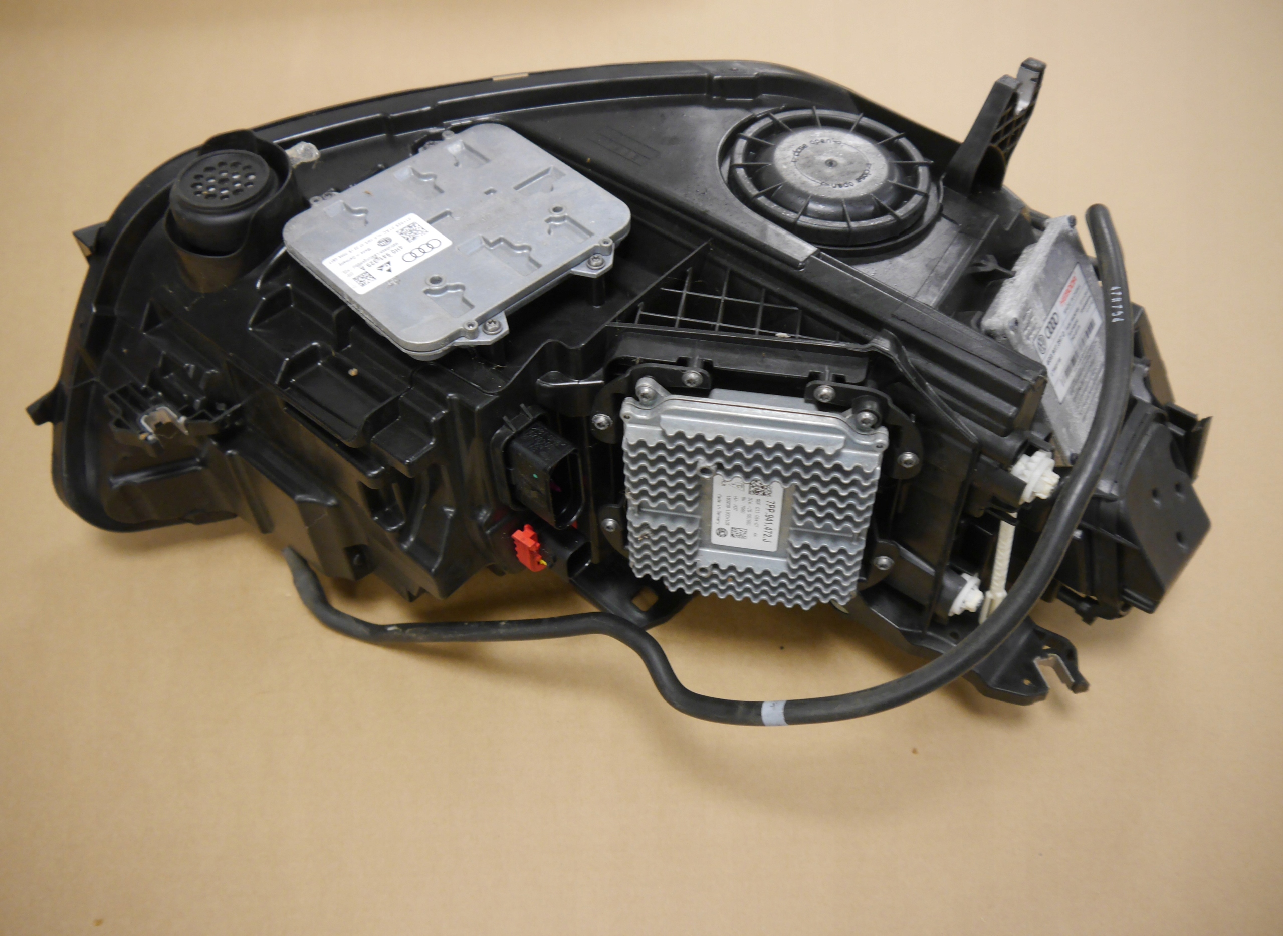 AUDI A6 C7 LAMPA MATRIX LEWA 4G0941035 Typ samochodu Samochody osobowe