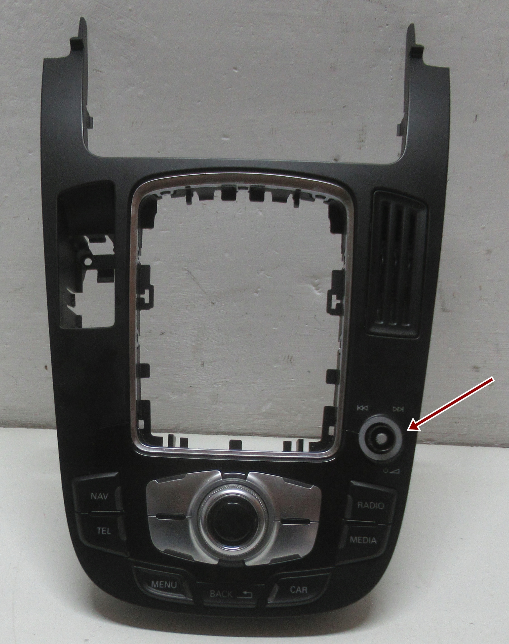 AUDI A4 B8 FL 14R control panel MMI 8T0919611K EU