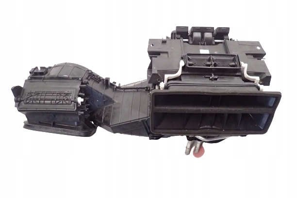 /P10/266 - AUDI A6 C7 нагреватель 4G1820005H