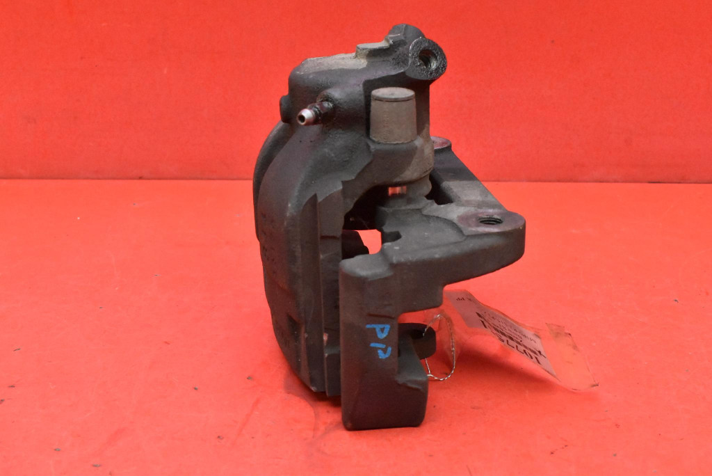 caliper brake right front BMW X3 E83 3.0 D 218 KM xDRIVE 03-06