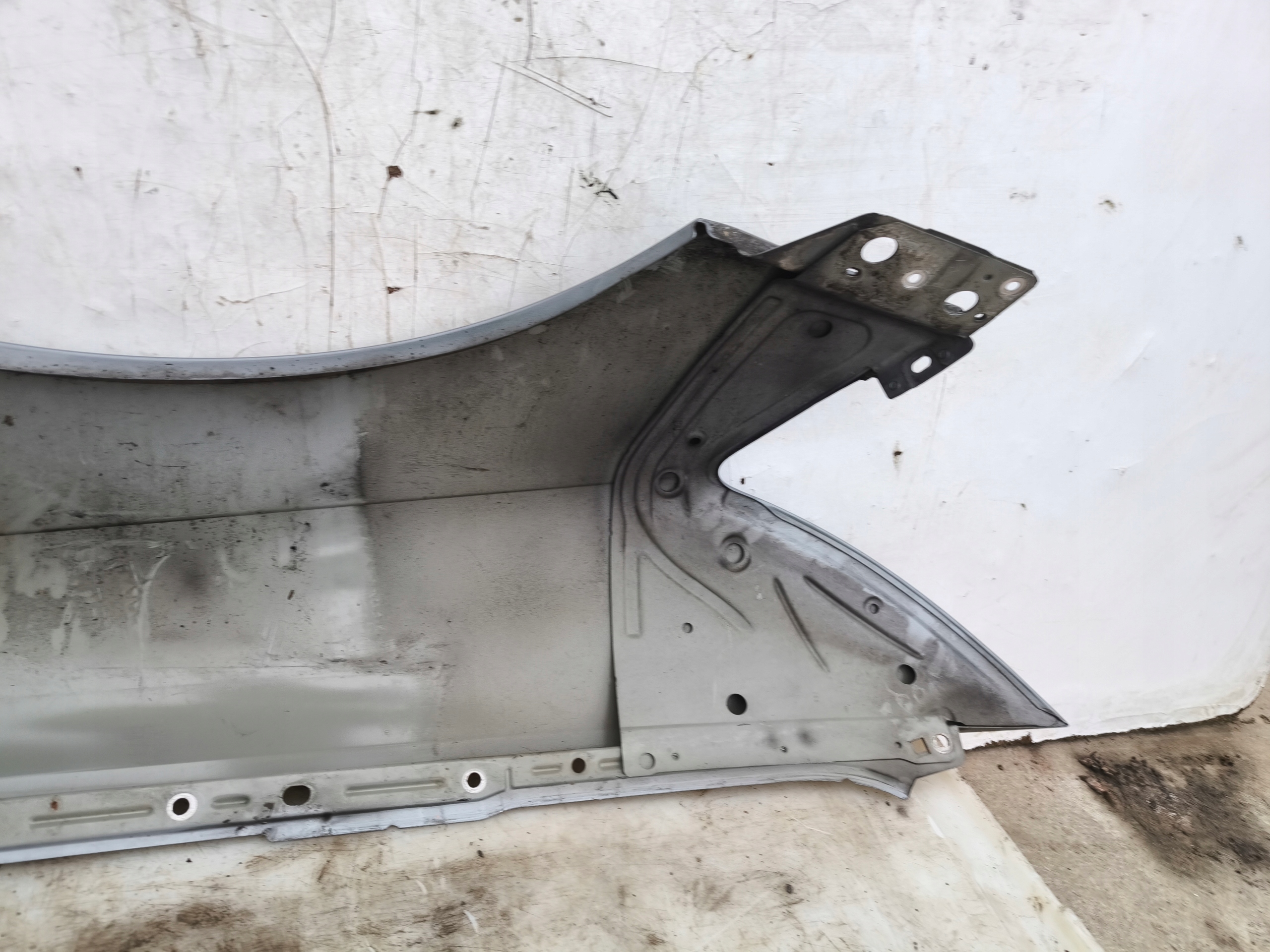 fender right front AUDI A6 C6 LIFT LY7G 2008-2011 original !!!