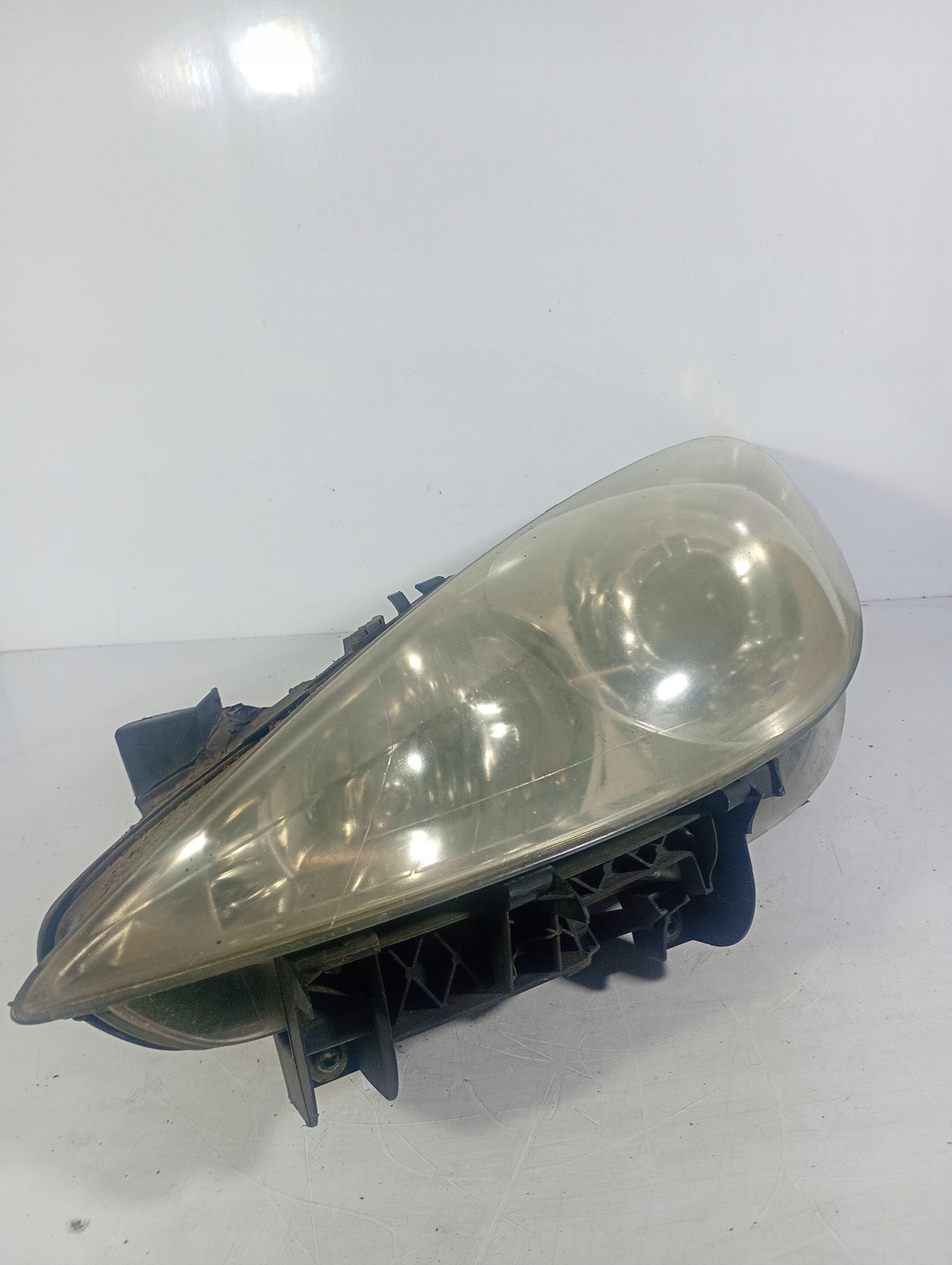 Peugeot 307 01-05 REFLEKTOR left front front OE 96818348