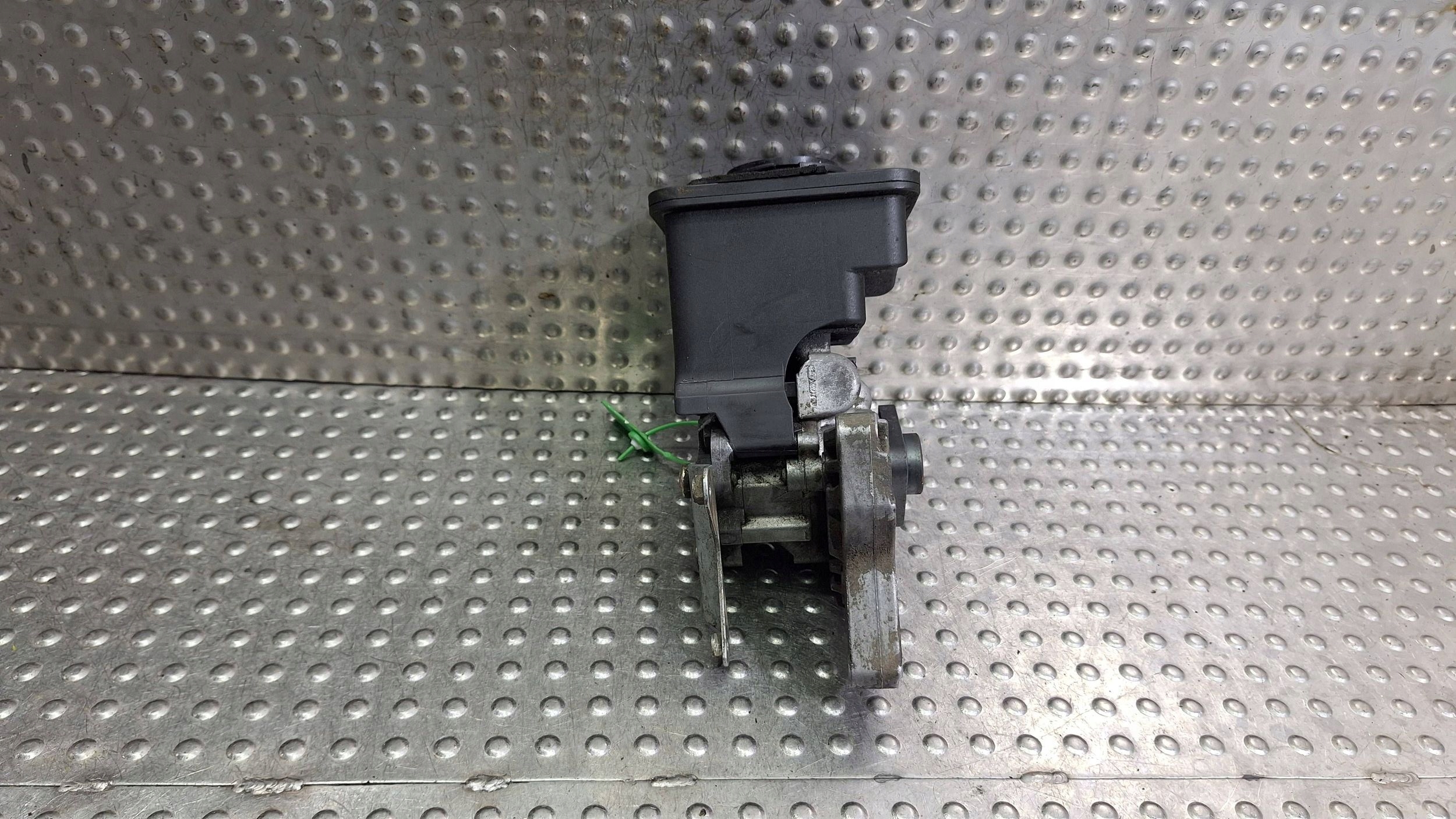servo pump 1095748 7691974513 BMW E46 E39 X5 E53 2.5D 3.0D M47 M57