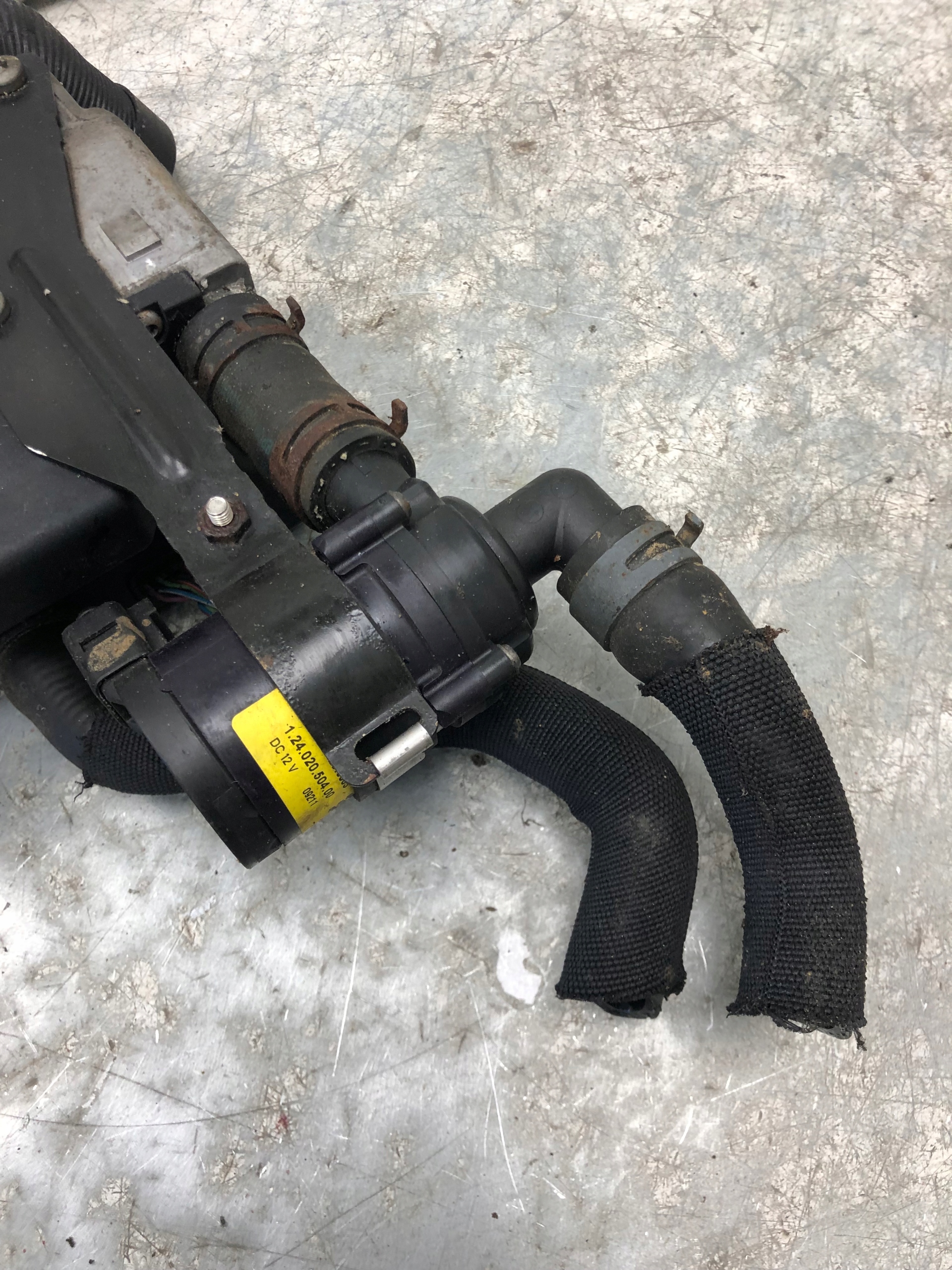 WEBASTO OGRZEWANIE POSTOJOWE AUDI Q5 8R0265081K Producent części Audi OE