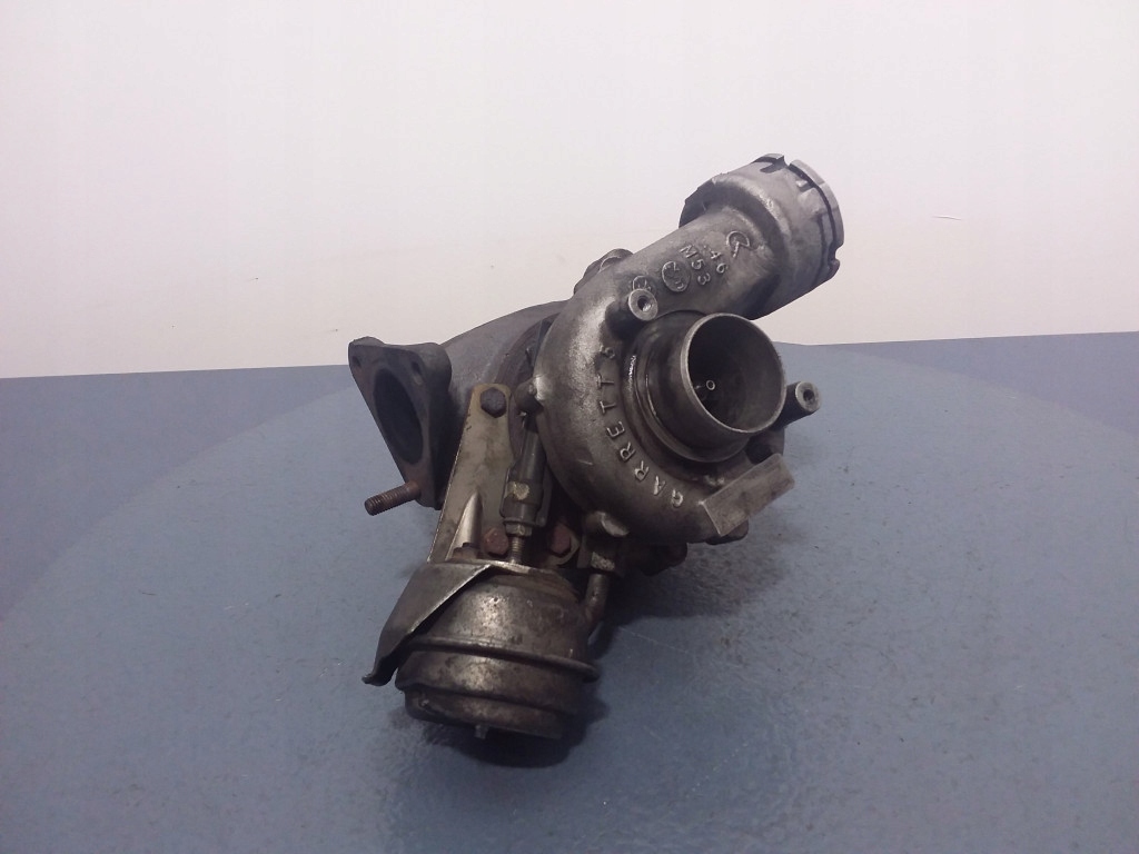 VW PASSAT B5 FL 1.9 TDI AWX TURBO SPRĘŻARKA 038145702G