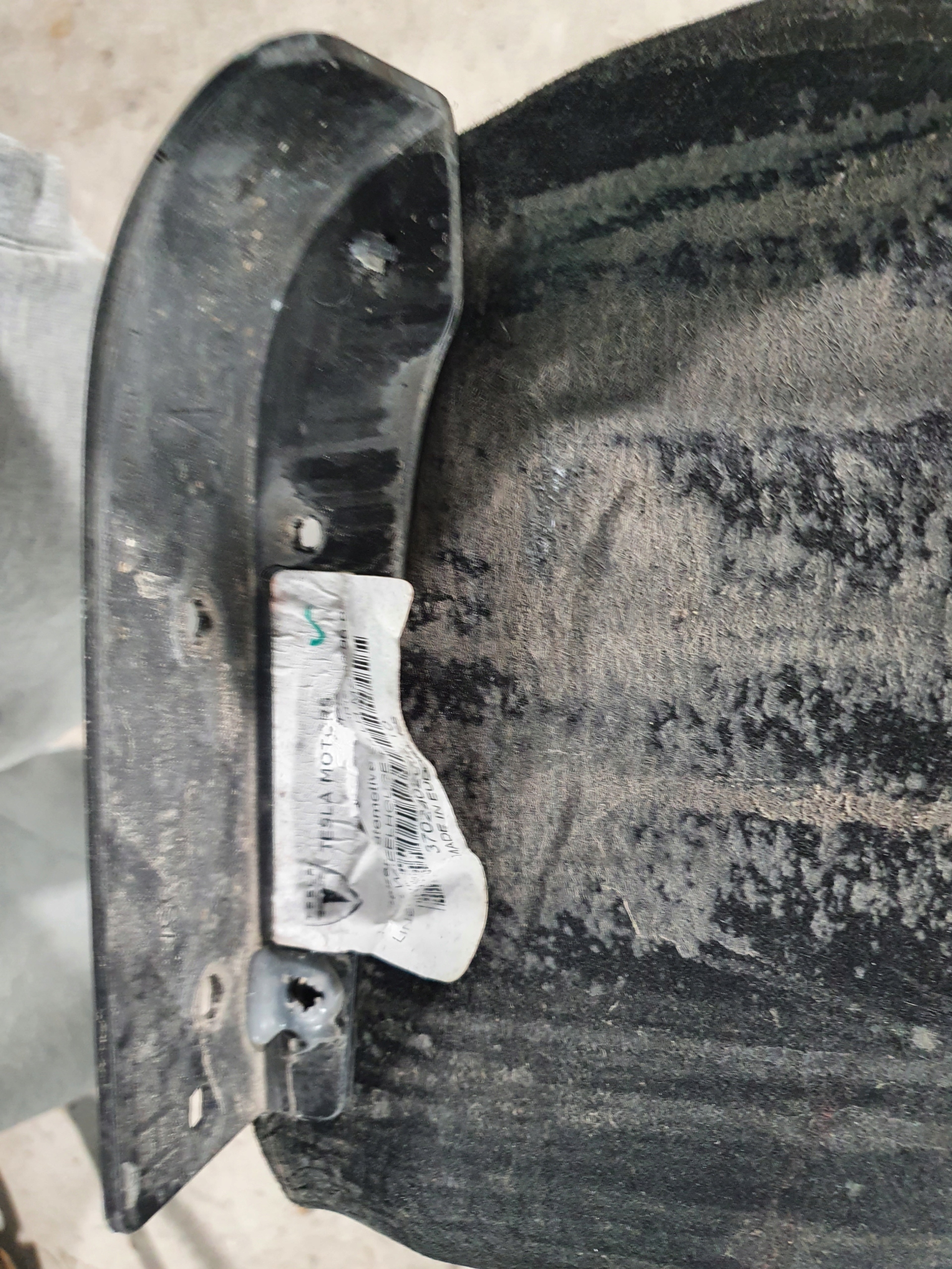 подкрылки задний левый tesla MODEL S