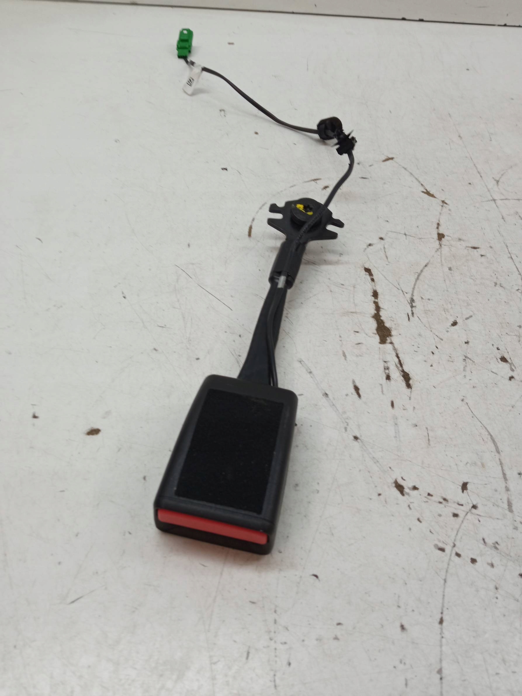 seat belt buckle safety left front driver´s seat Dacia Duster III