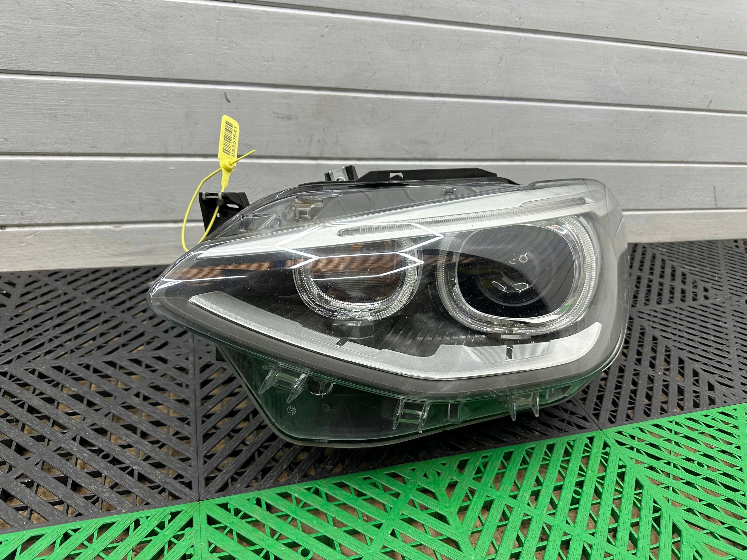 Reflektor BMW 1 F20 F21 7229679