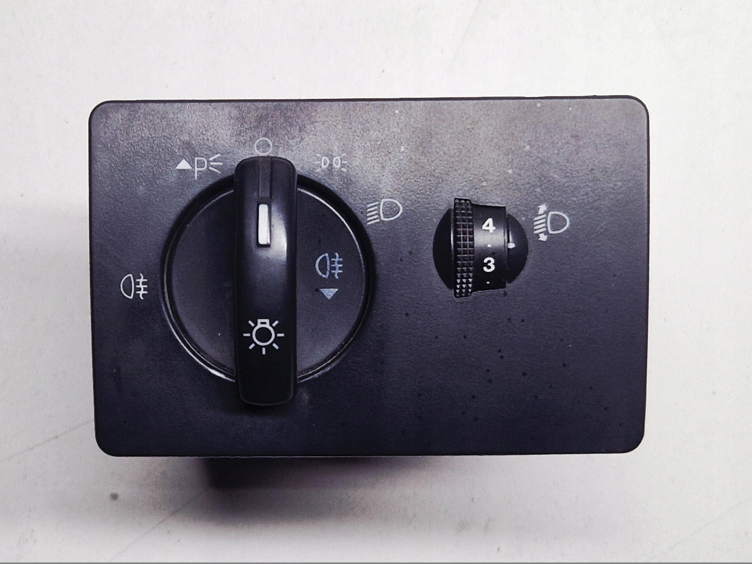 FORD FOCUS MK2 C-MAX MK1 switch switch of the lights 3M5T-13A024-EA