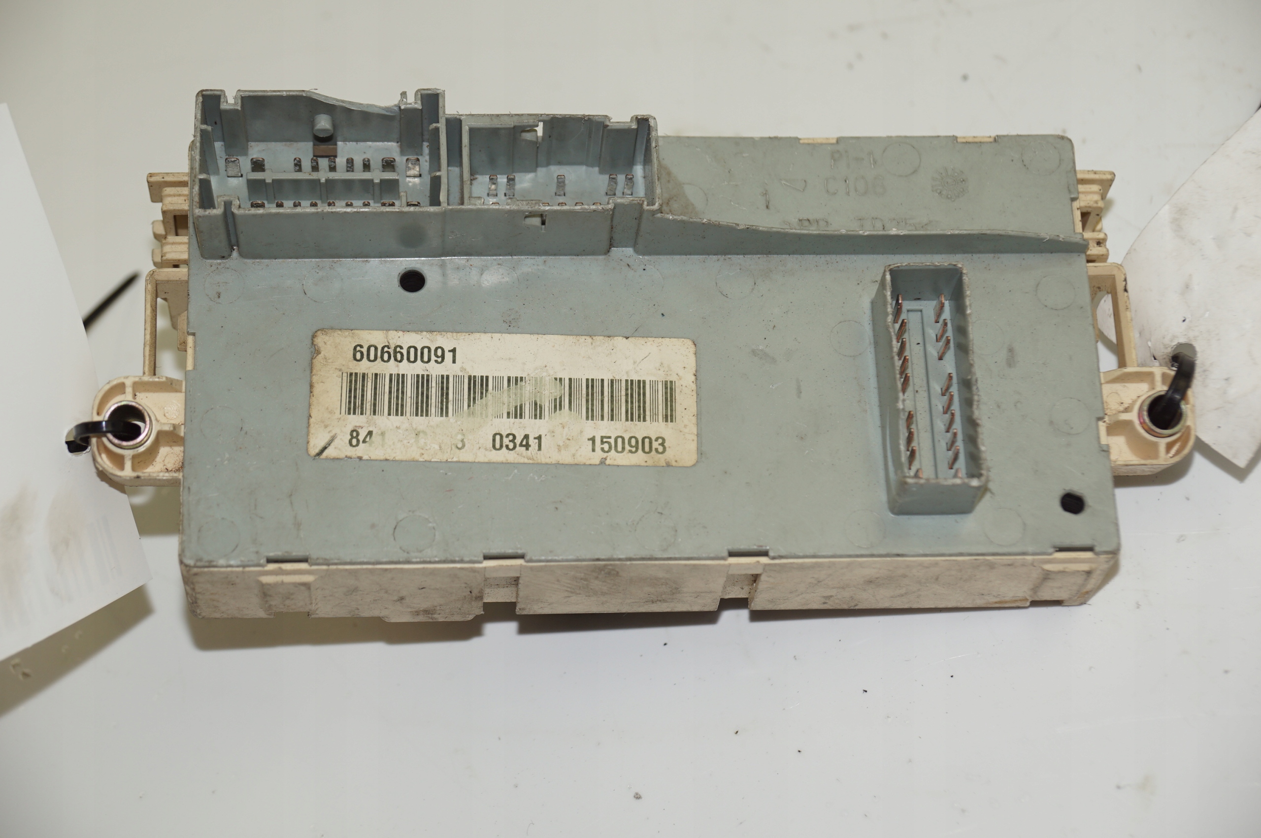 Module fusibles BSI 60660091 LANCIA THESIS