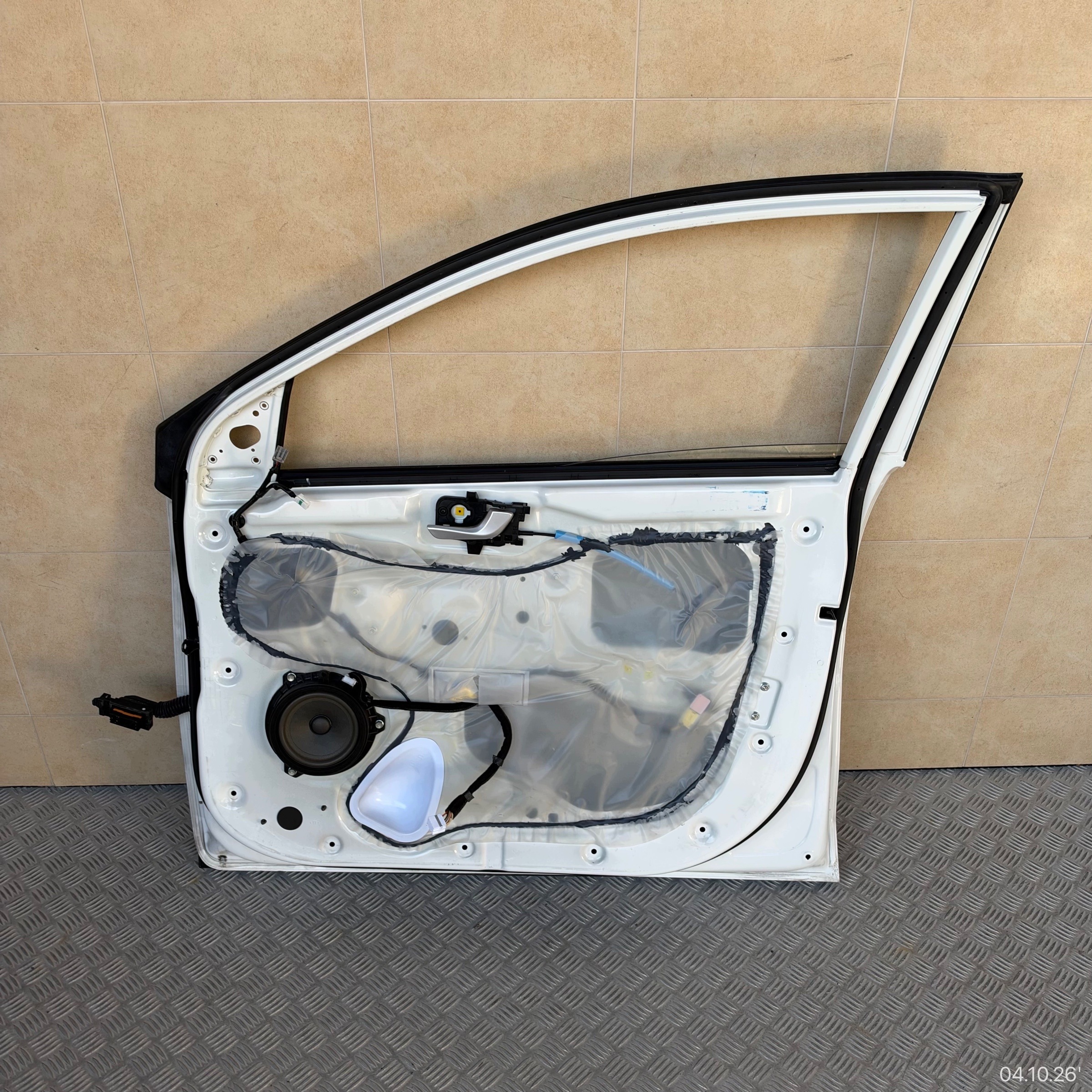 door complete front right KIA STONIC 2021 year