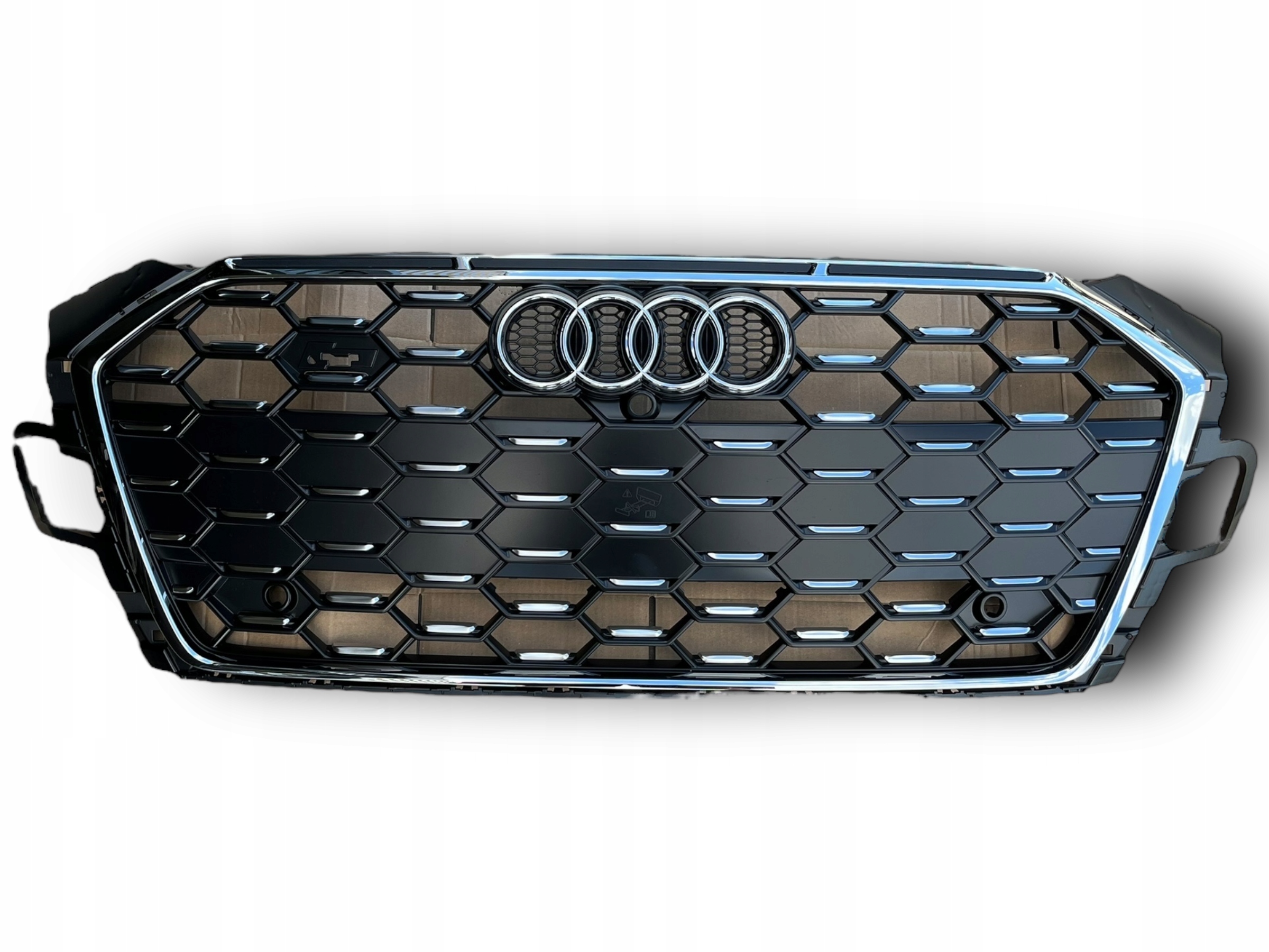 AUDI A5 LIFT S-LINE GRILL ATRAPA PRZEDNIA 8W6853651BL/BJ