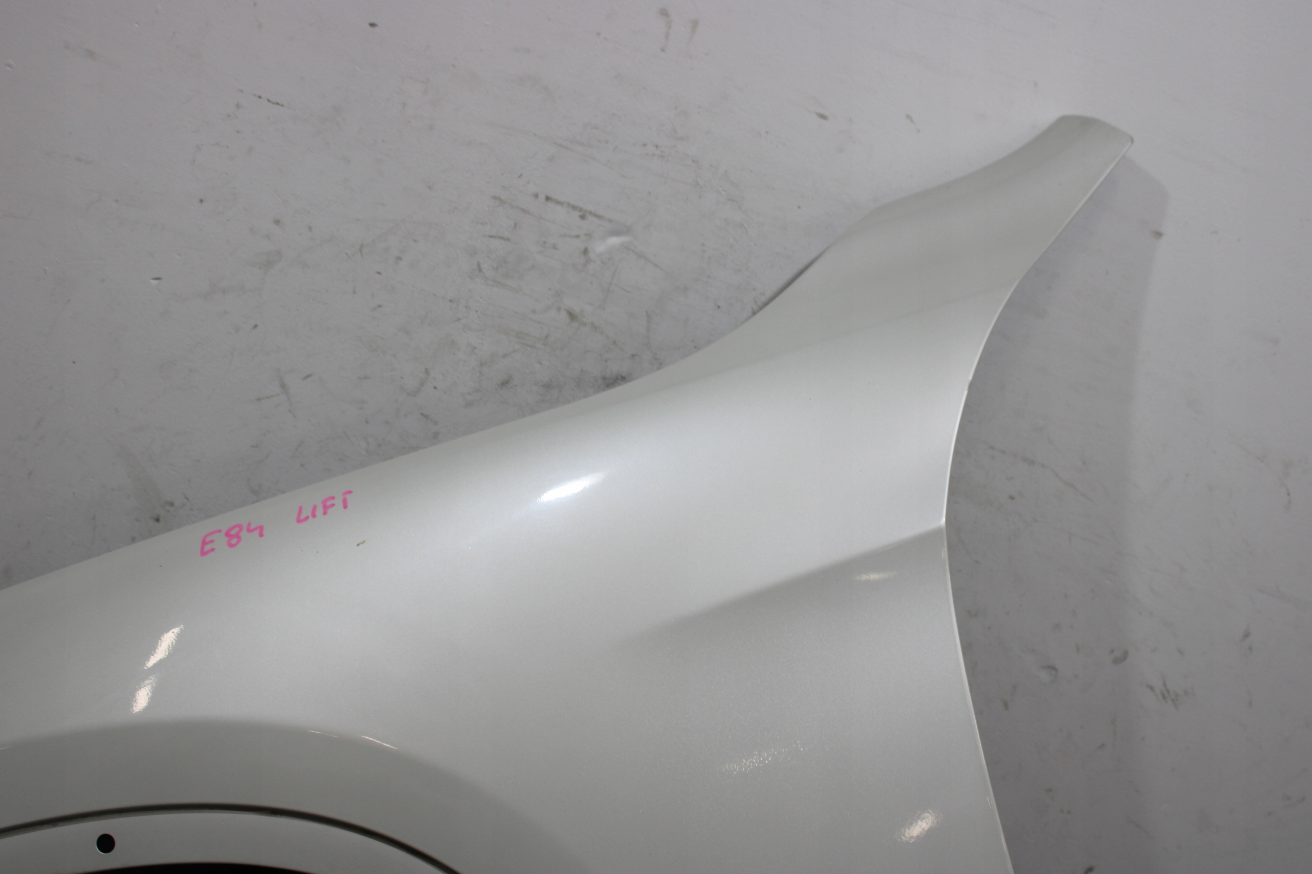 fender left front front BMW X1 E84 LIFT LCI