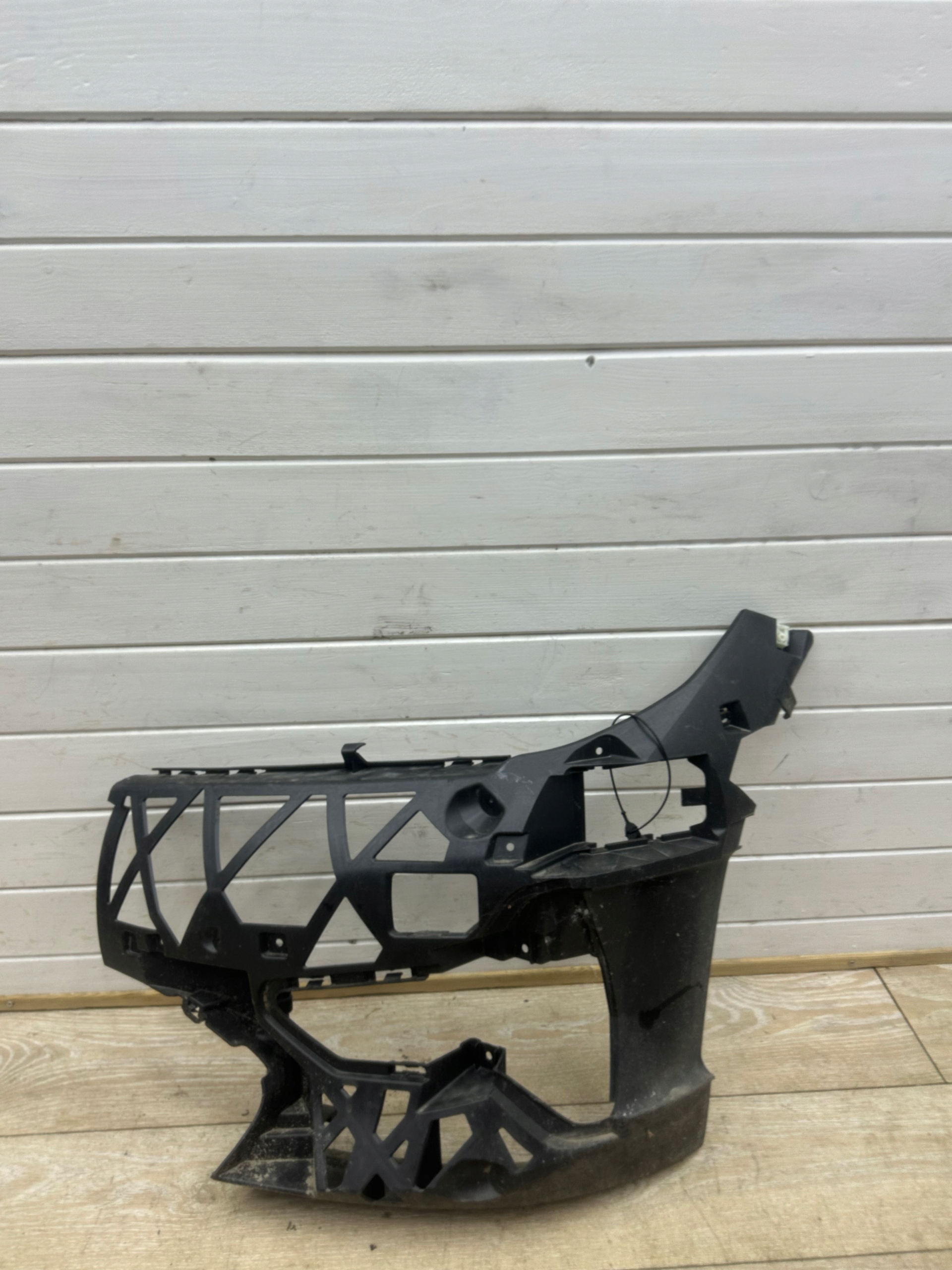 BMW SERIA 3 G20 G21 holder bumper bracket left front front 51117422247