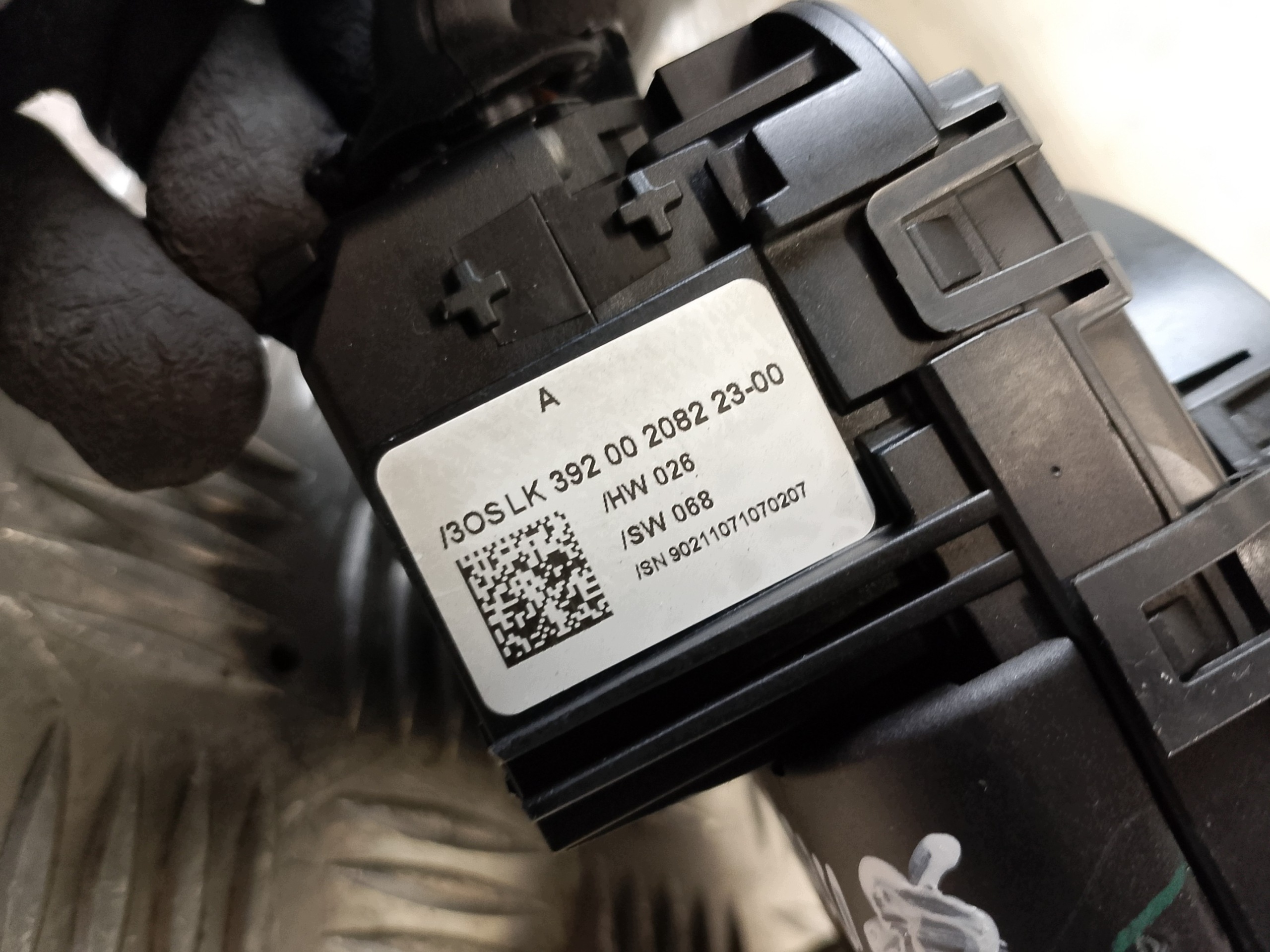 DEVIO LUCI TERGICRISTALLO TERGI BMW E81 LZ9110894-01