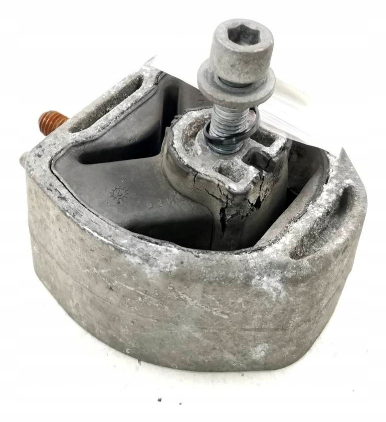 gearbox mount AUDI A4 8D 8D0399151H