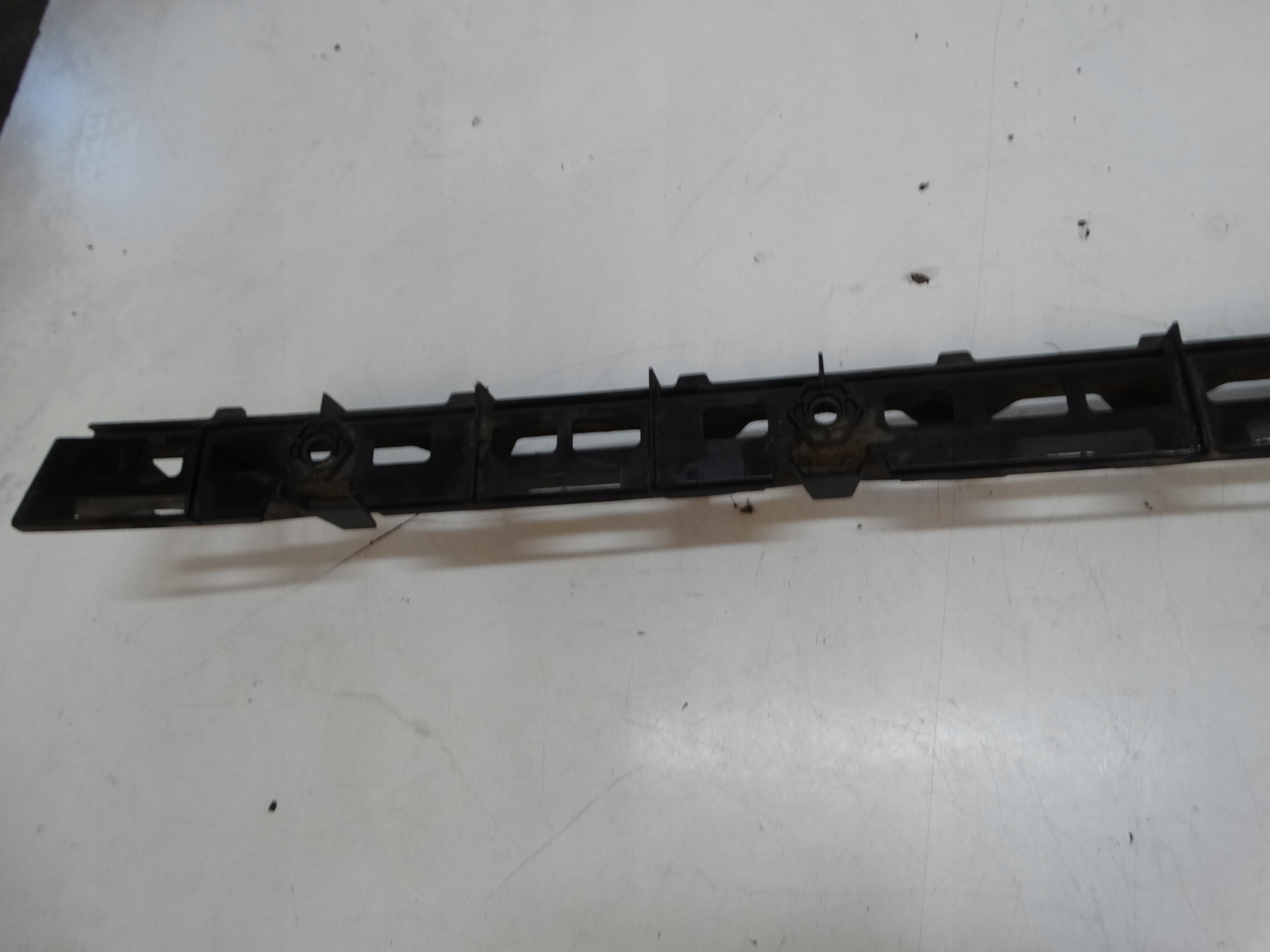 bumper bracket rear part SKODA OCTAVIA II KOMBI 2.0 TDI