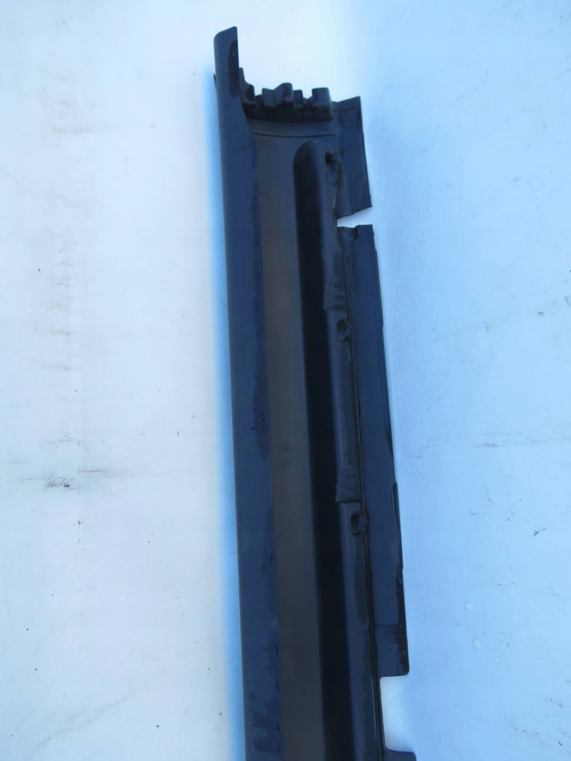 moulding threshold left VOLVO XC70 II CROSS AWD 2.4D 185KM 2000-2007r 30698370