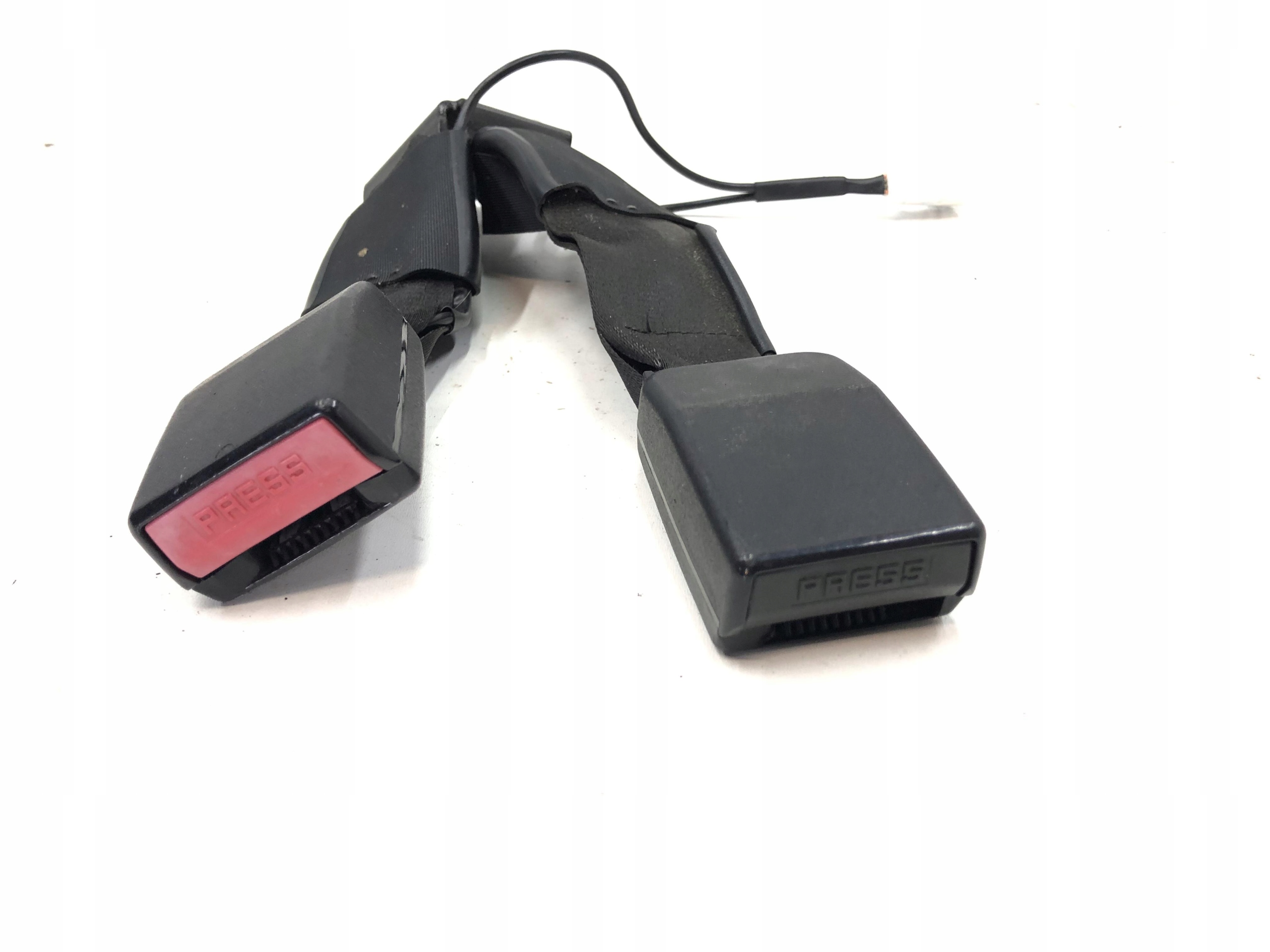 ZAPINKI PASA PRAWY TYŁ NISSAN QASHQAI I J10 Producent części Nissan OE