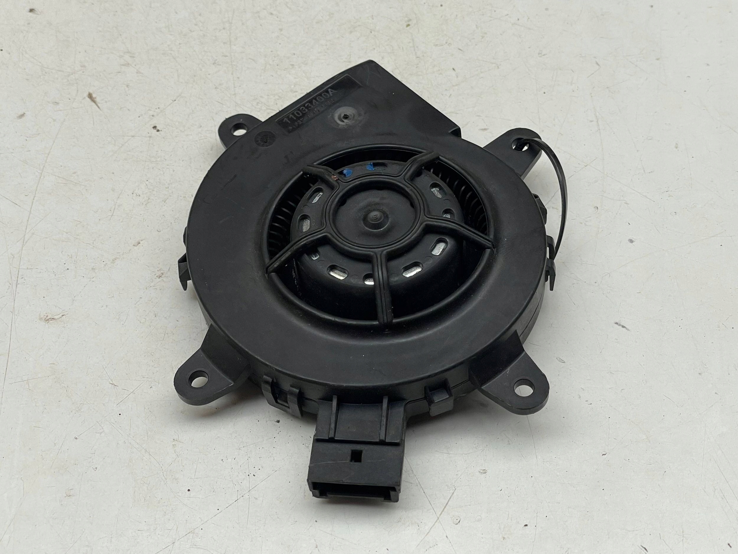 motor topení sezení levý předek AUDI A6 C8 4N0963575A originál!!