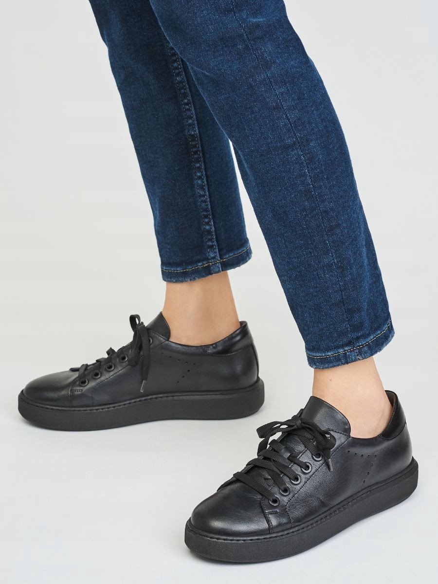 

Ryłko czarne skórzane półbuty damskie 36