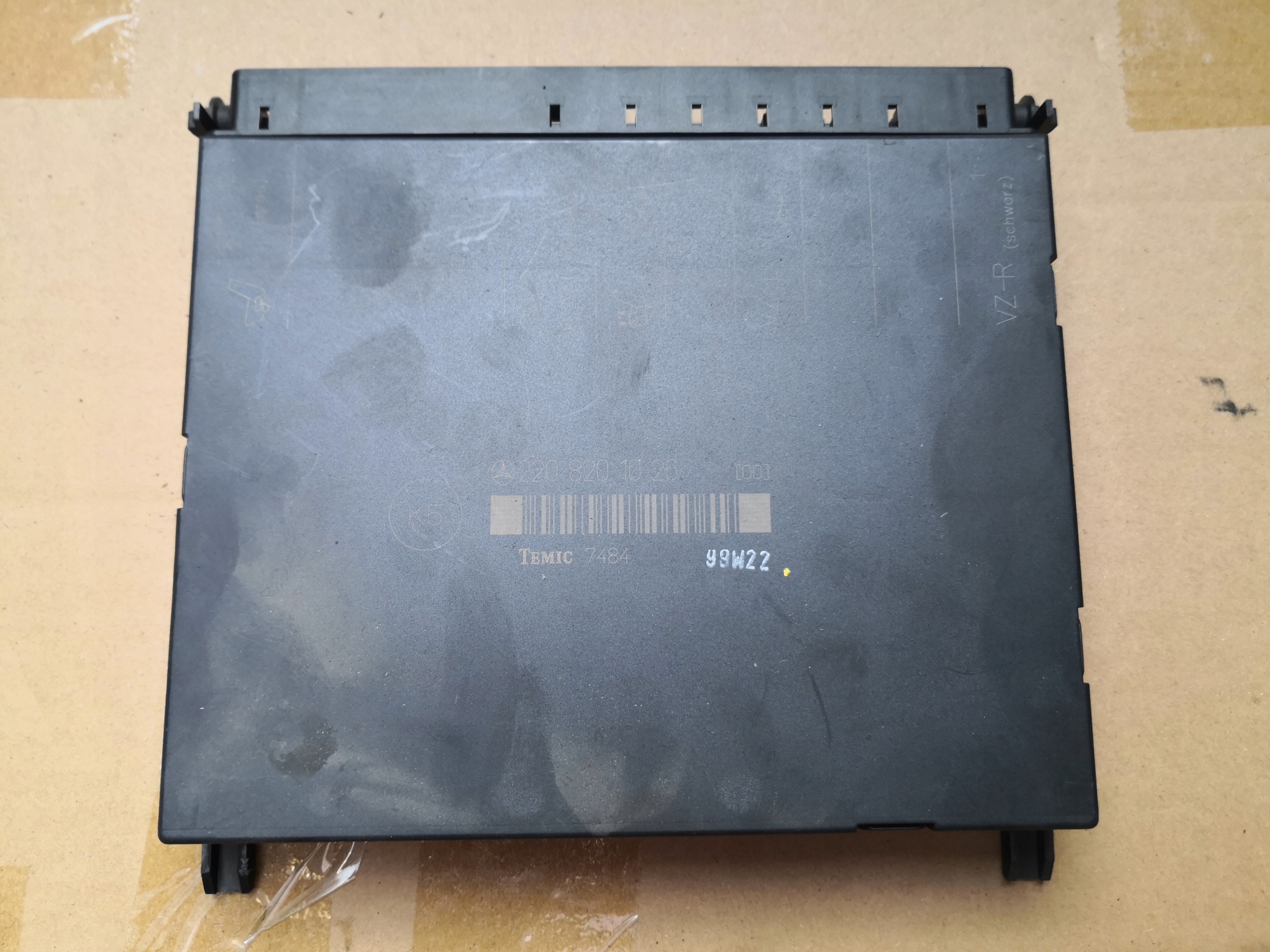 module control unit seat MERCEDES W220 2208201026