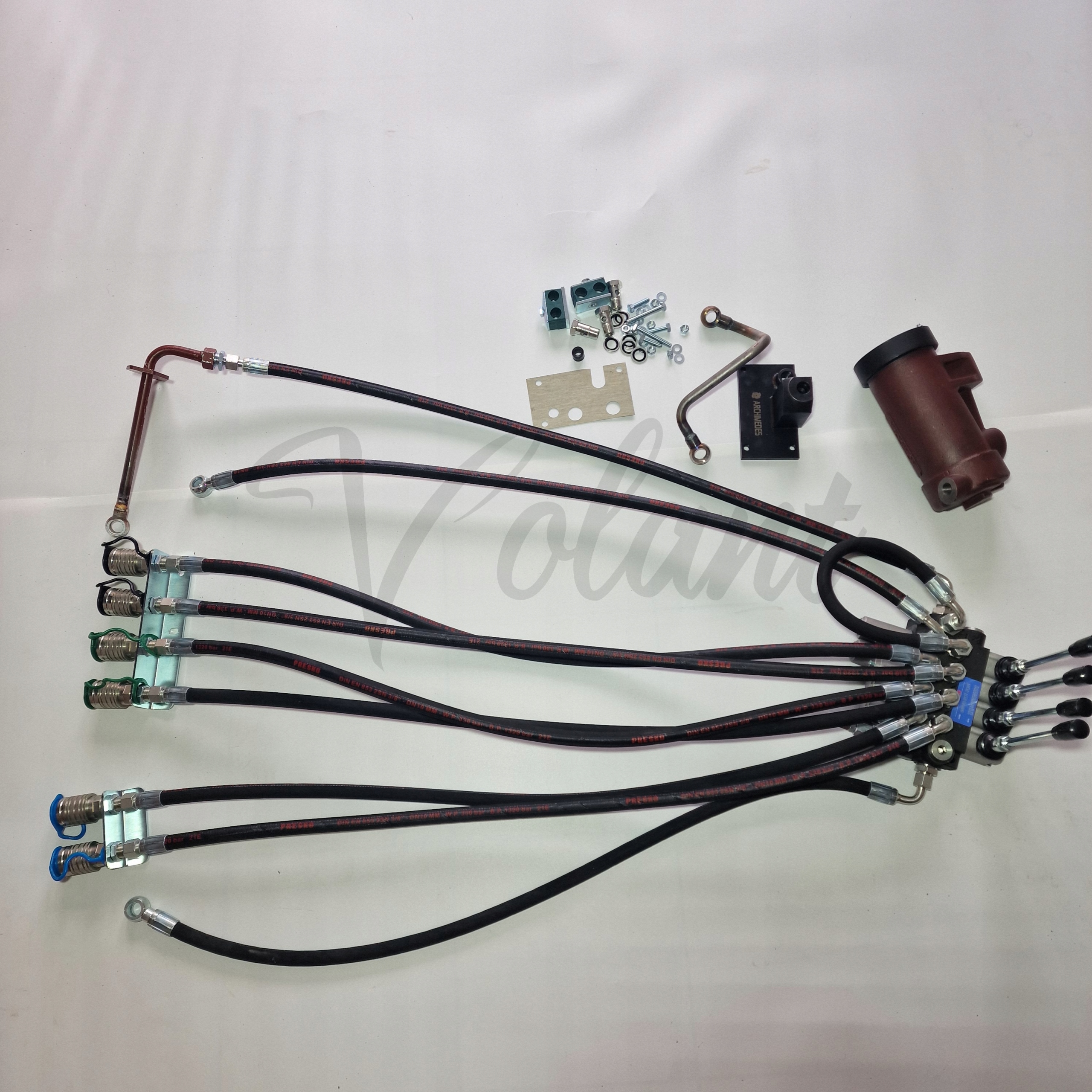 Hydraulický Rozdělovač 4 Sekční C360 Válec Matice Zesílená Novinka