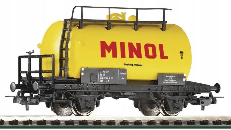 Piko 57713 -2 wagon Cysterna Minol Dr Ep.IV