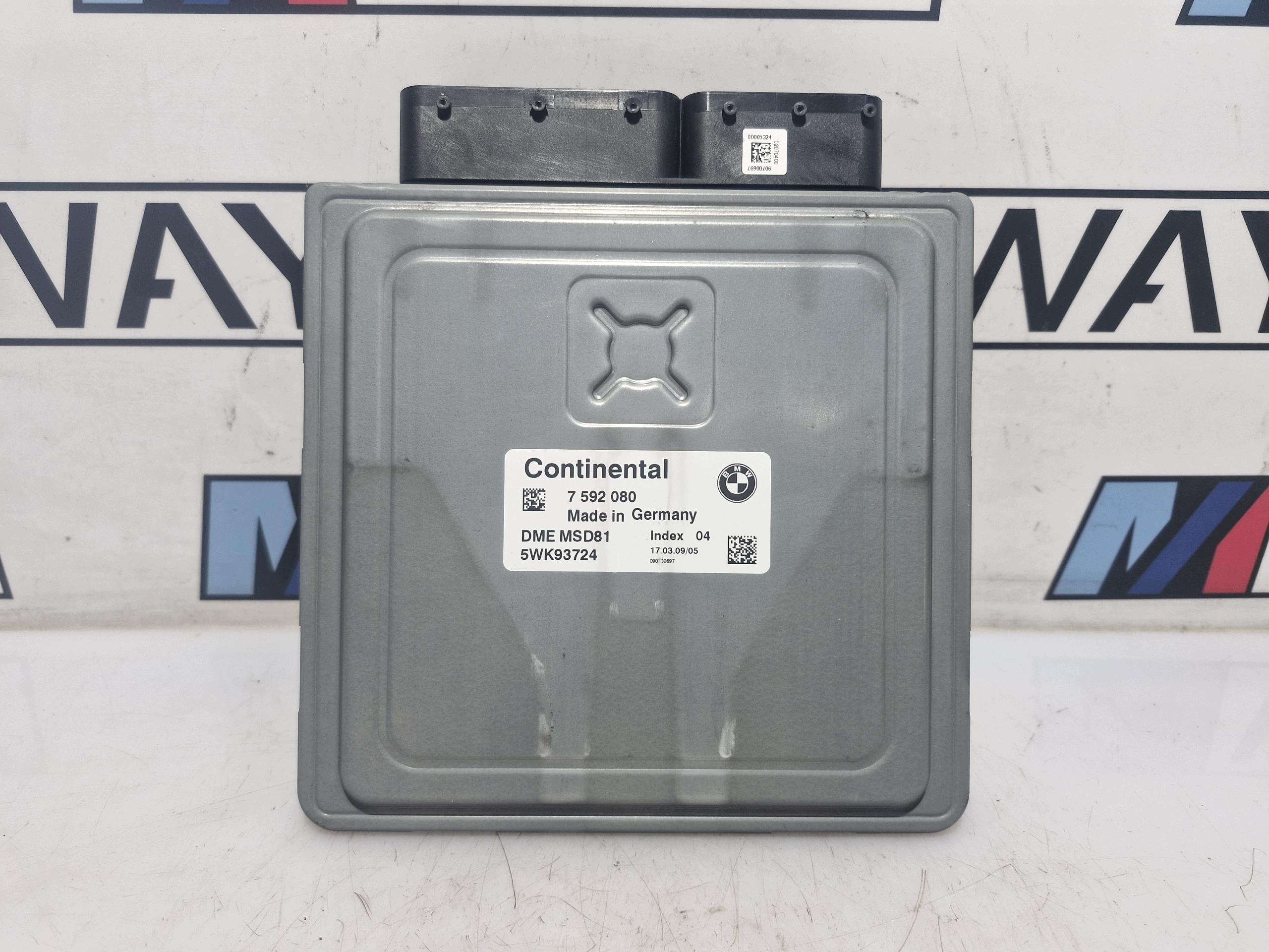 7592080 BMW E60 E61 E70 E90 E91 modul vezerlő egység motor DME