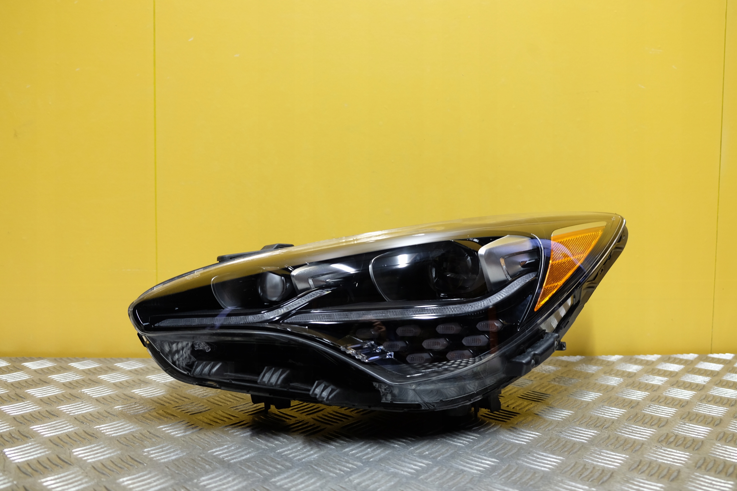 KIA STINGER 2018- REFLEKTOR LAMPA FULL LED SKRĘTNA L USA