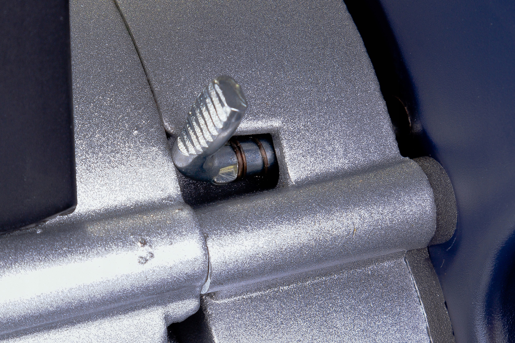 PIŁA UKOŚNICA PRZECINARKA DO METALU 2950W 2xTARCZA Prędkość obrotowa 3900 rpm