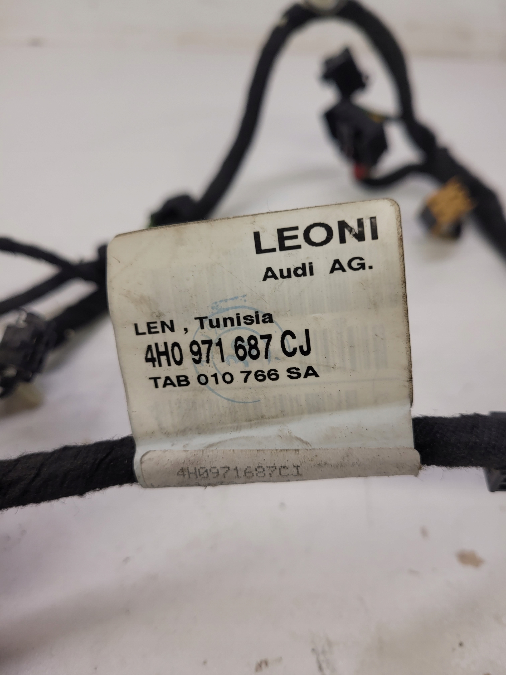 bundle door left right rear part AUDI A8 D4 4H0971687CJ