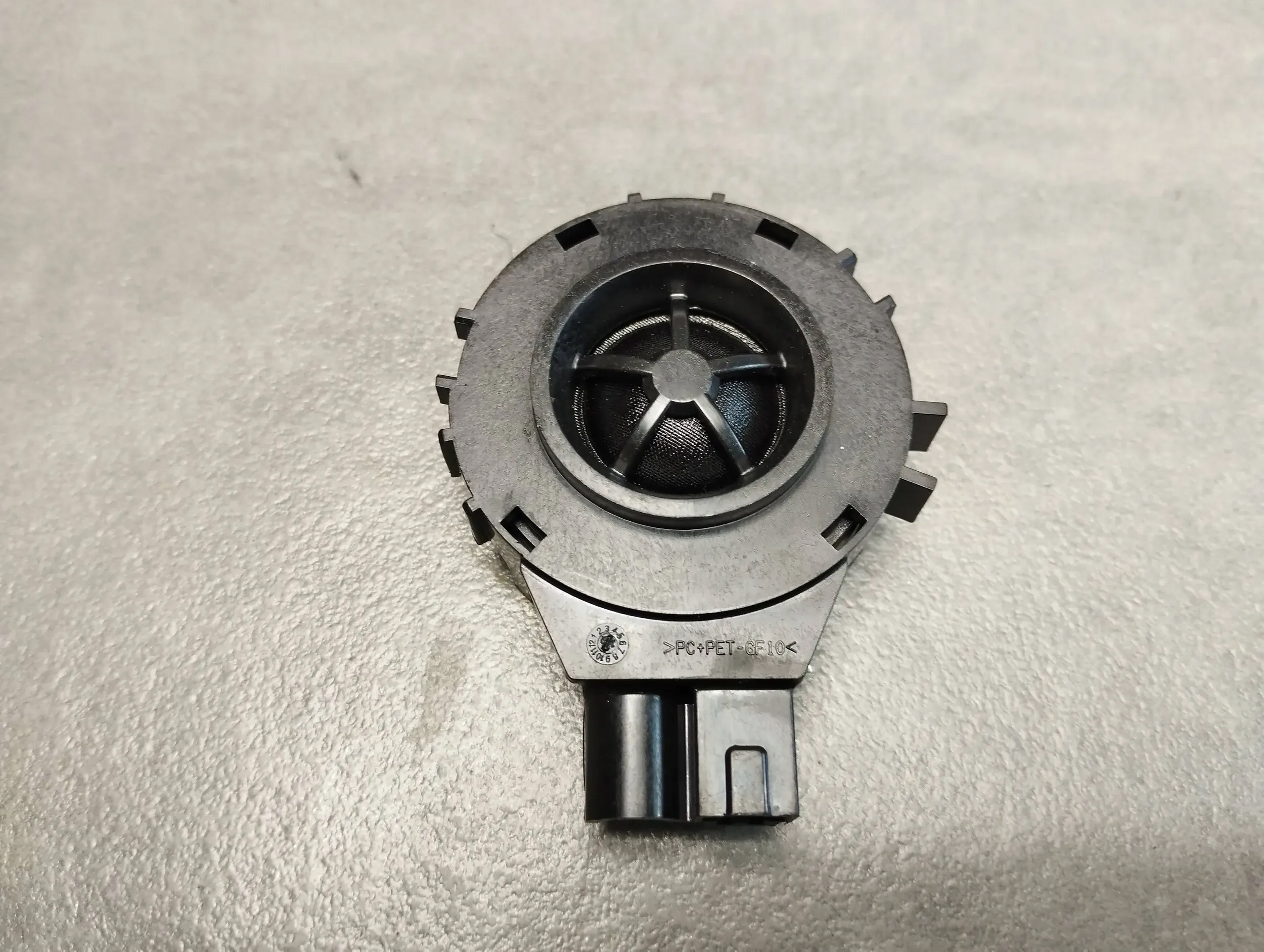 Audi Q3 F3 83A speaker 83A035399