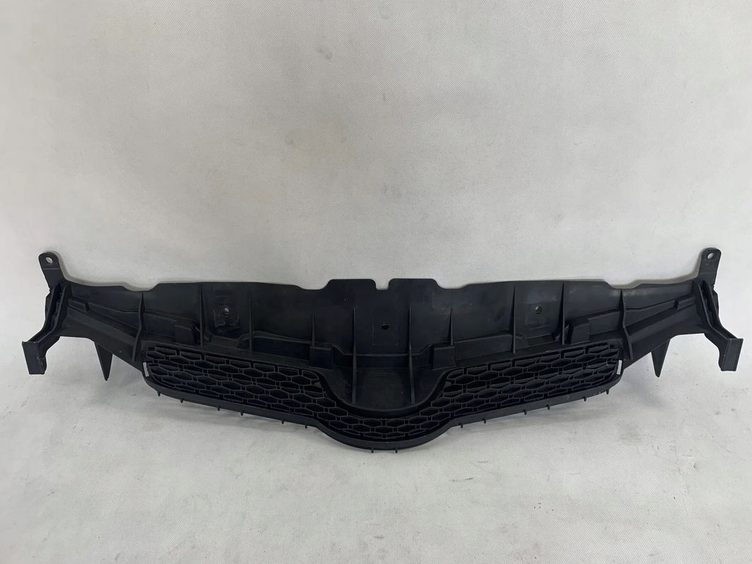 Toyota Auris 07-09r Grille