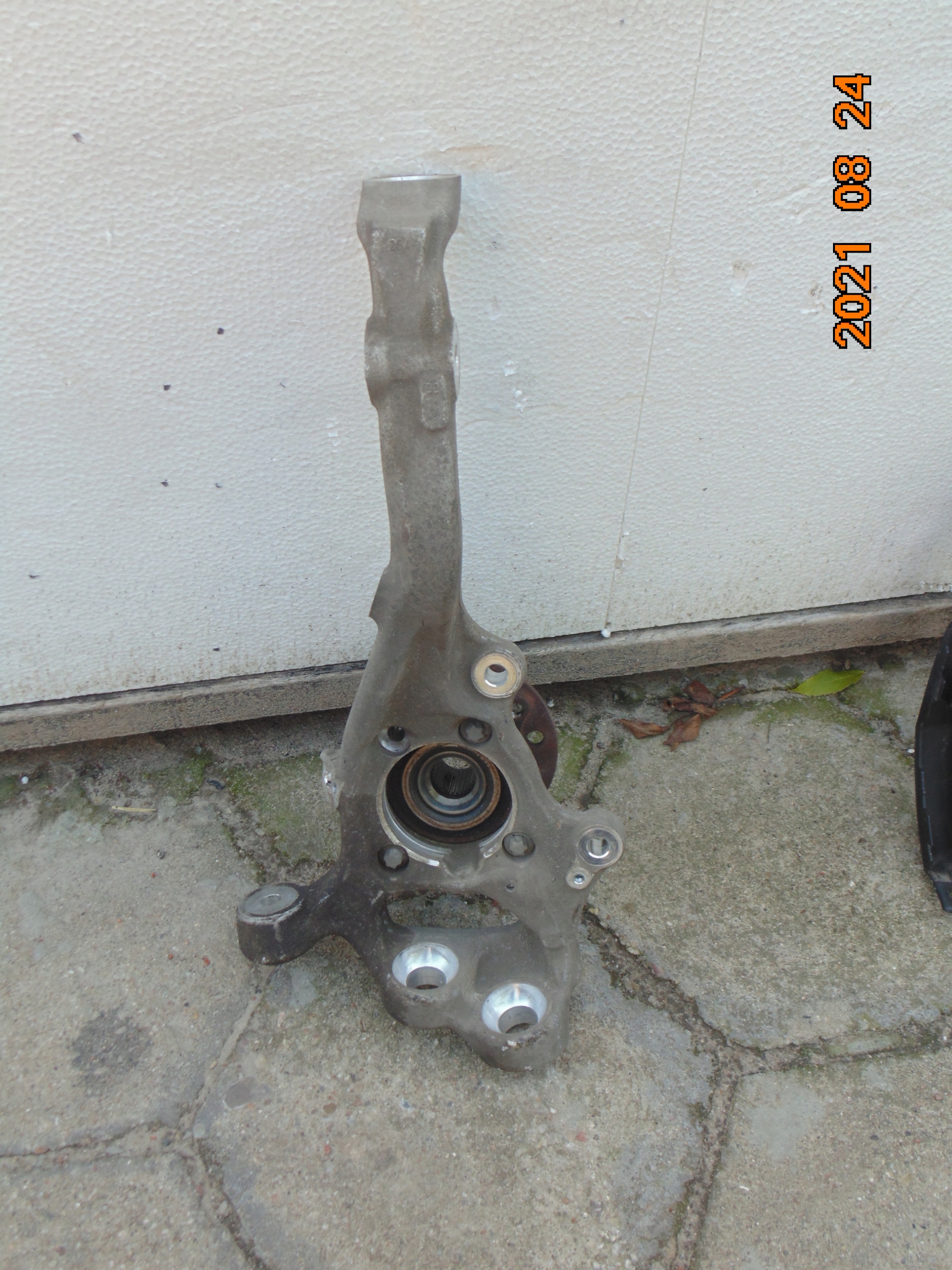 Mercedes-Benz OE a2533320201 кроссовер