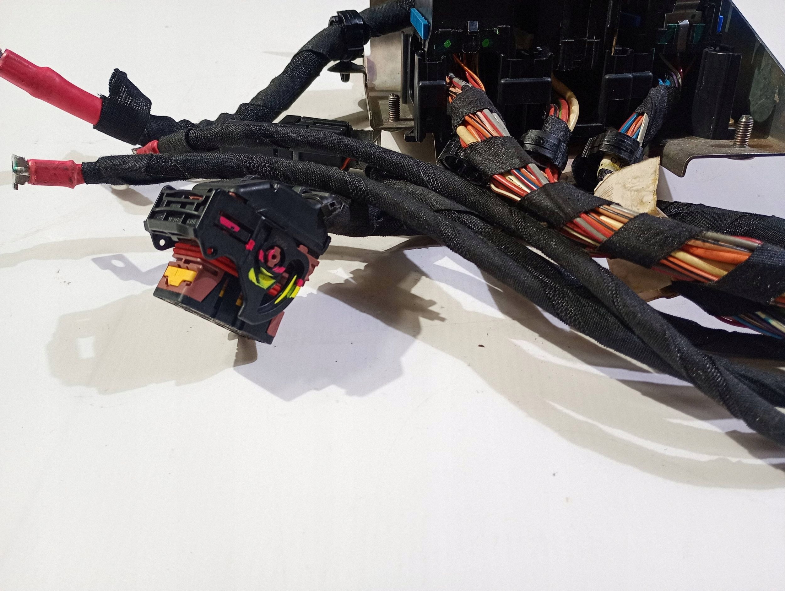 bundle boot fuses przekazniki Maserati GranTurismo 2008