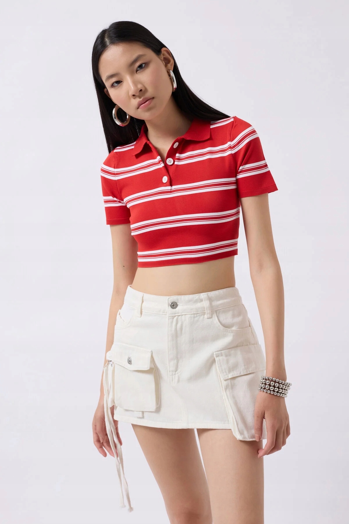 Krátká Krémová Sukně S Kapsami V Minimalistickém Provedení 40 5IA