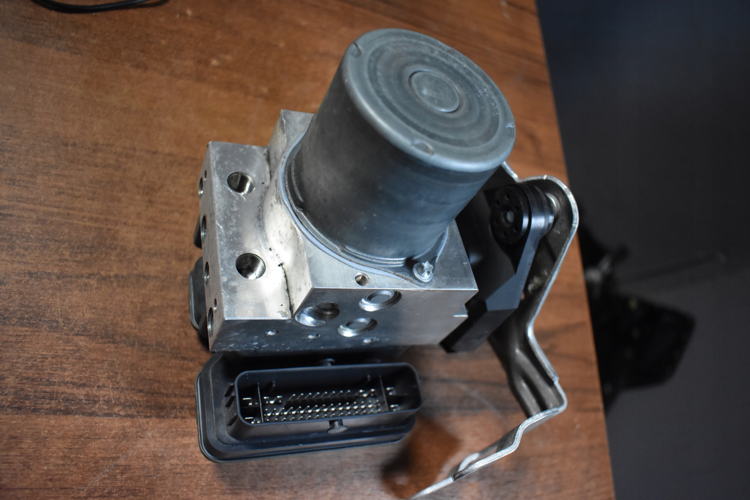 IDEALNY control unit pump ABS RADAR PORSCHE CAYENNE 9Y TURBO 1