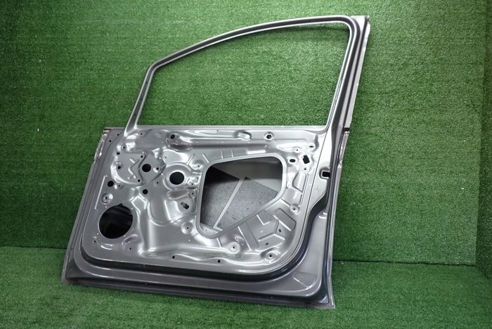 VW SPORTSVAN 12- door right front front