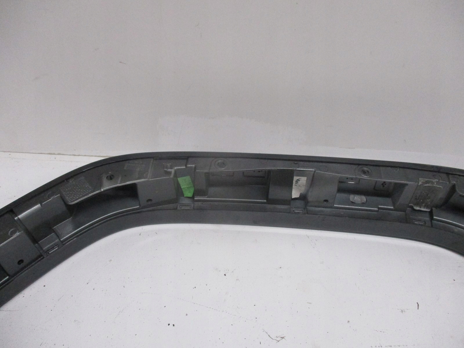 COUVERTURE POUR AILE MERCEDES A463 A4638812800