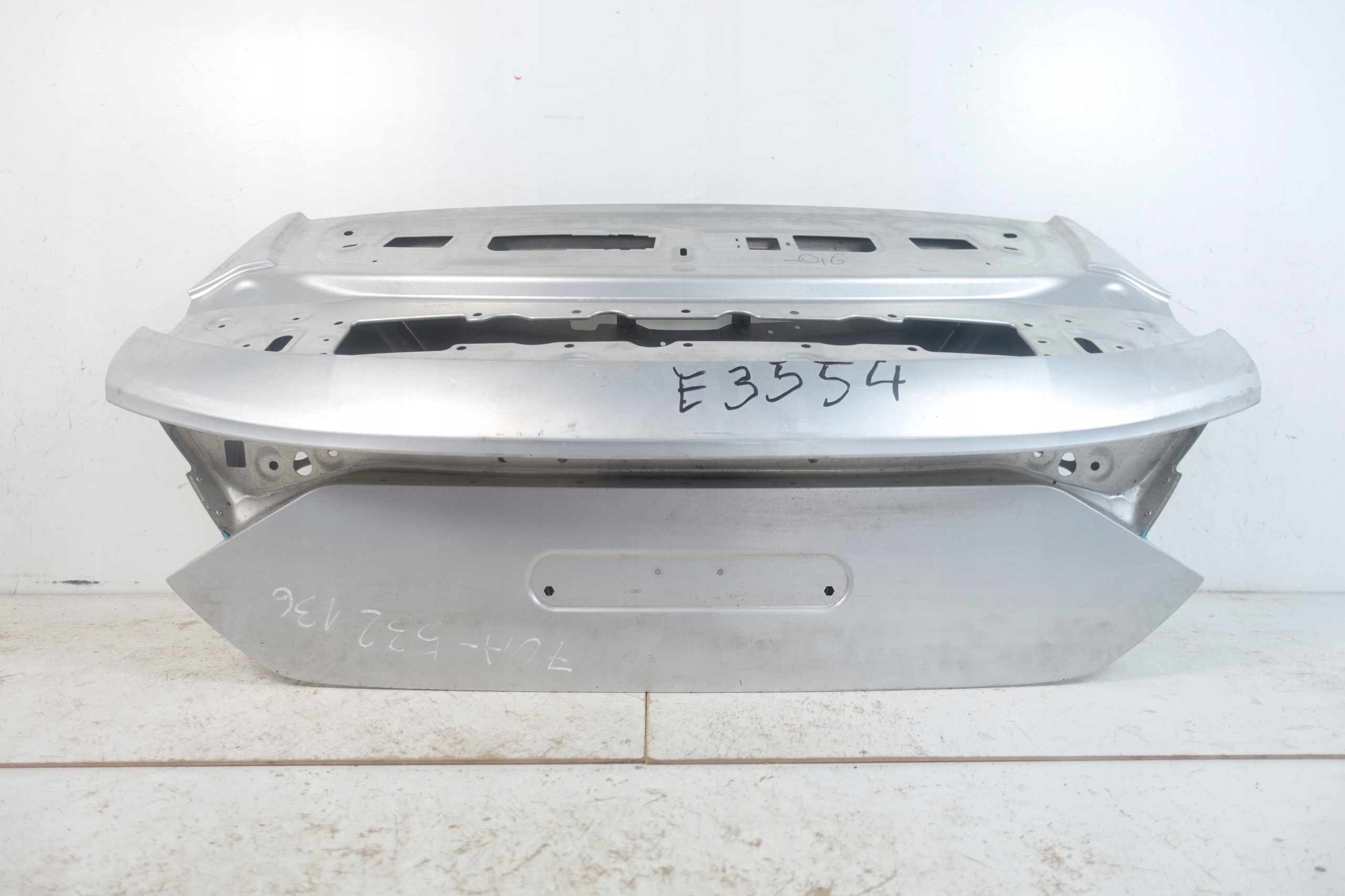 trunk door boot rear part AUDI E-TRON GT 2020- 4J3827025B