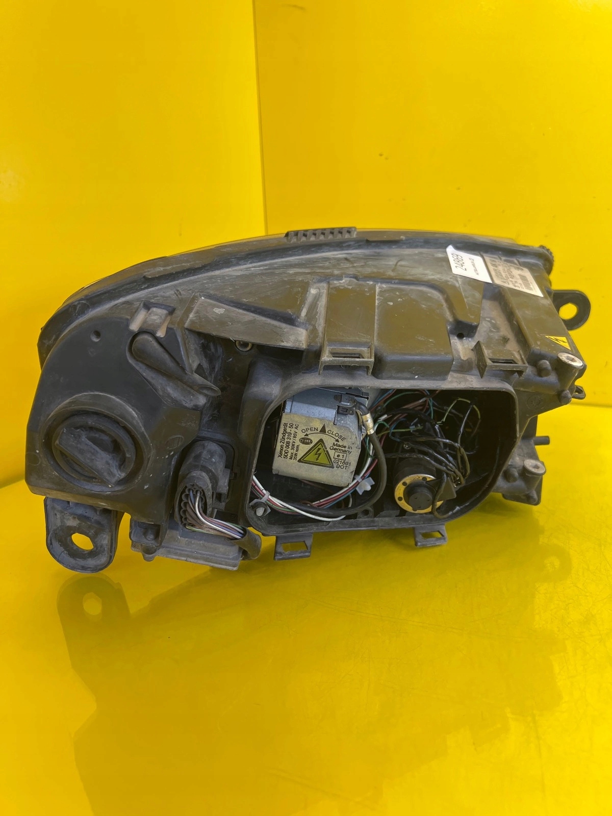 light left Audi A6 C6 4F0 Bi-Xenon 4F0941003