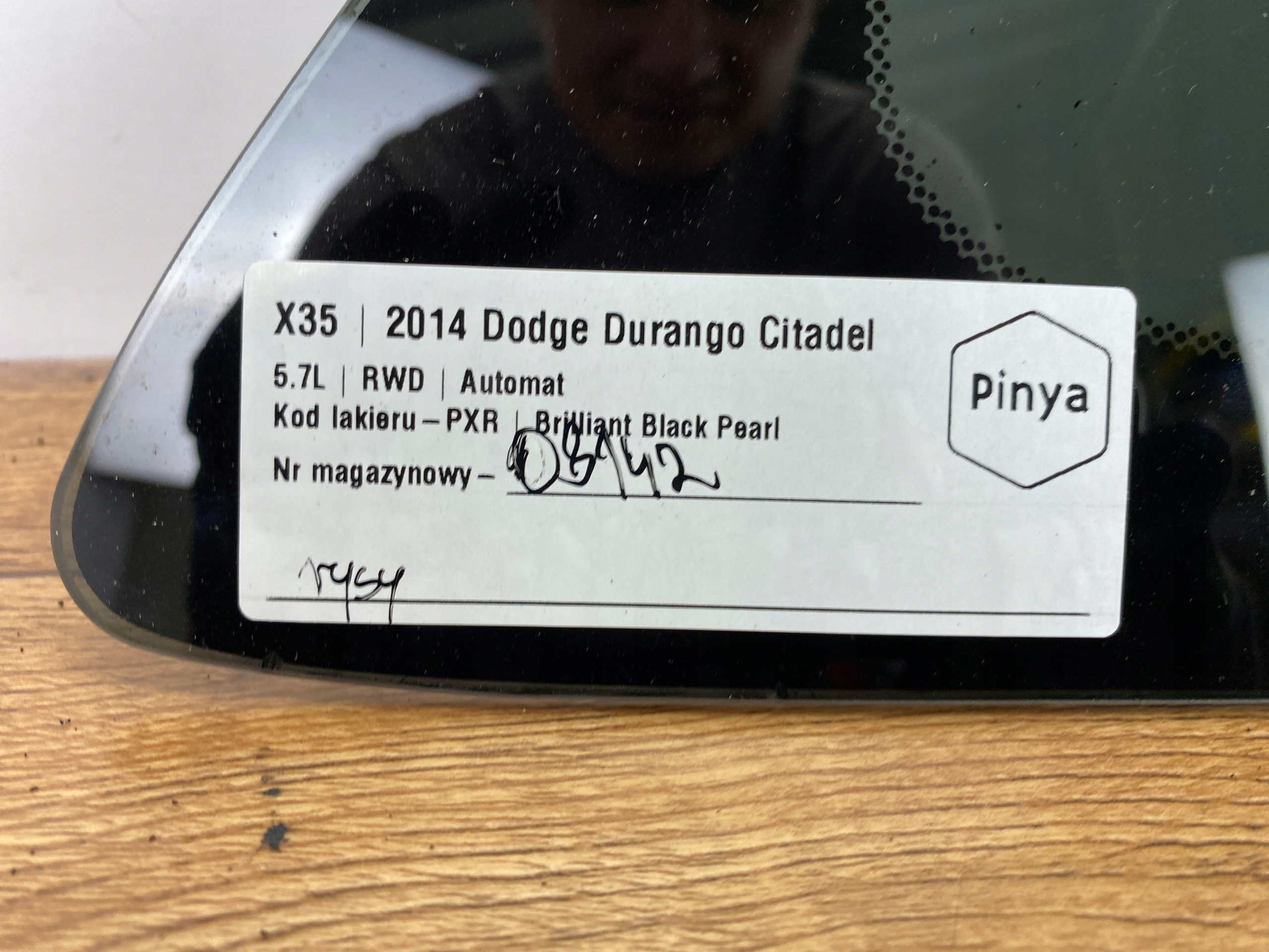 window bodywork right rear part Dodge Durango 2014+ USA