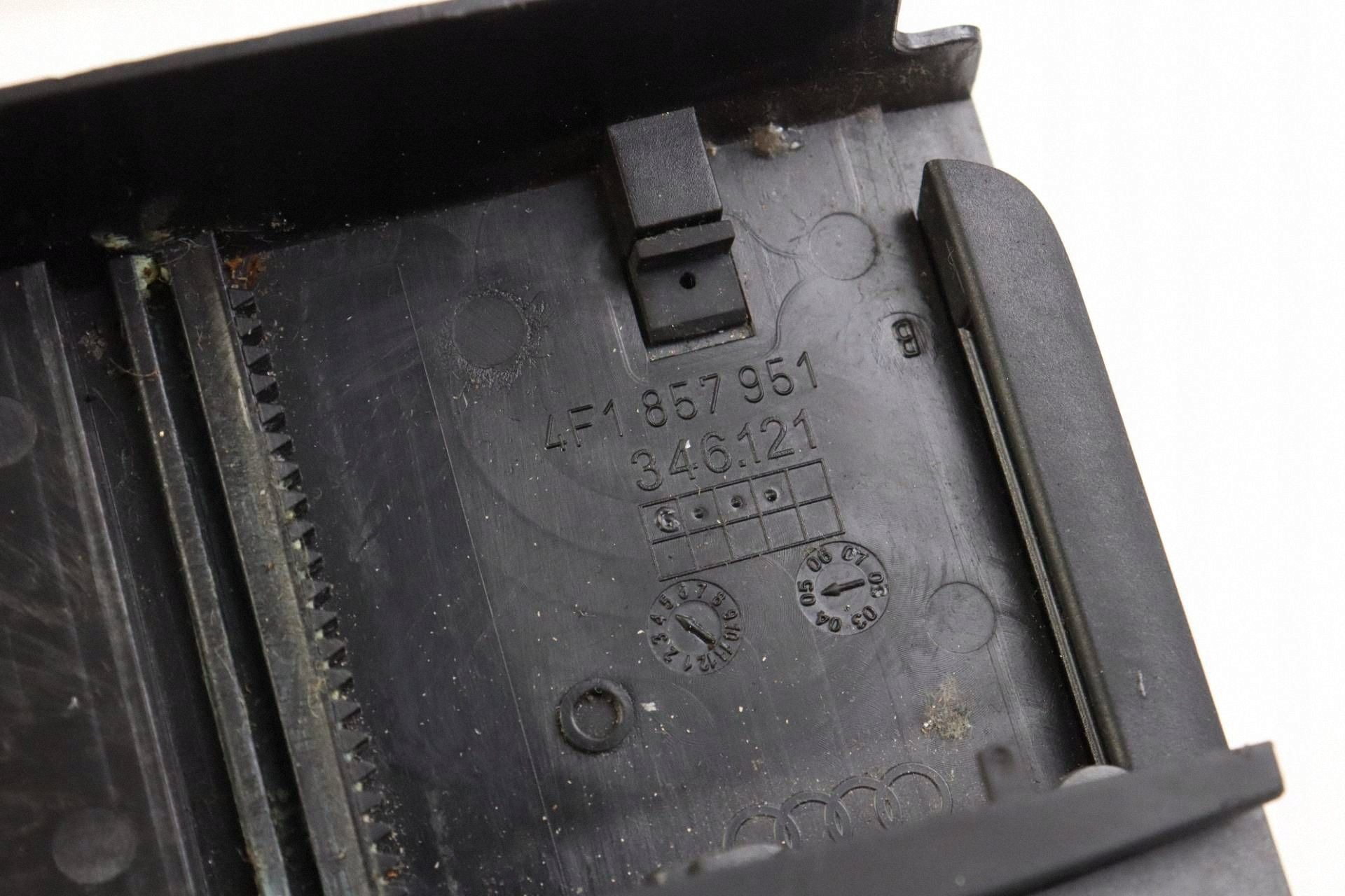AUDI A6 C6 ashtray front front 4F1857951 EUROPA