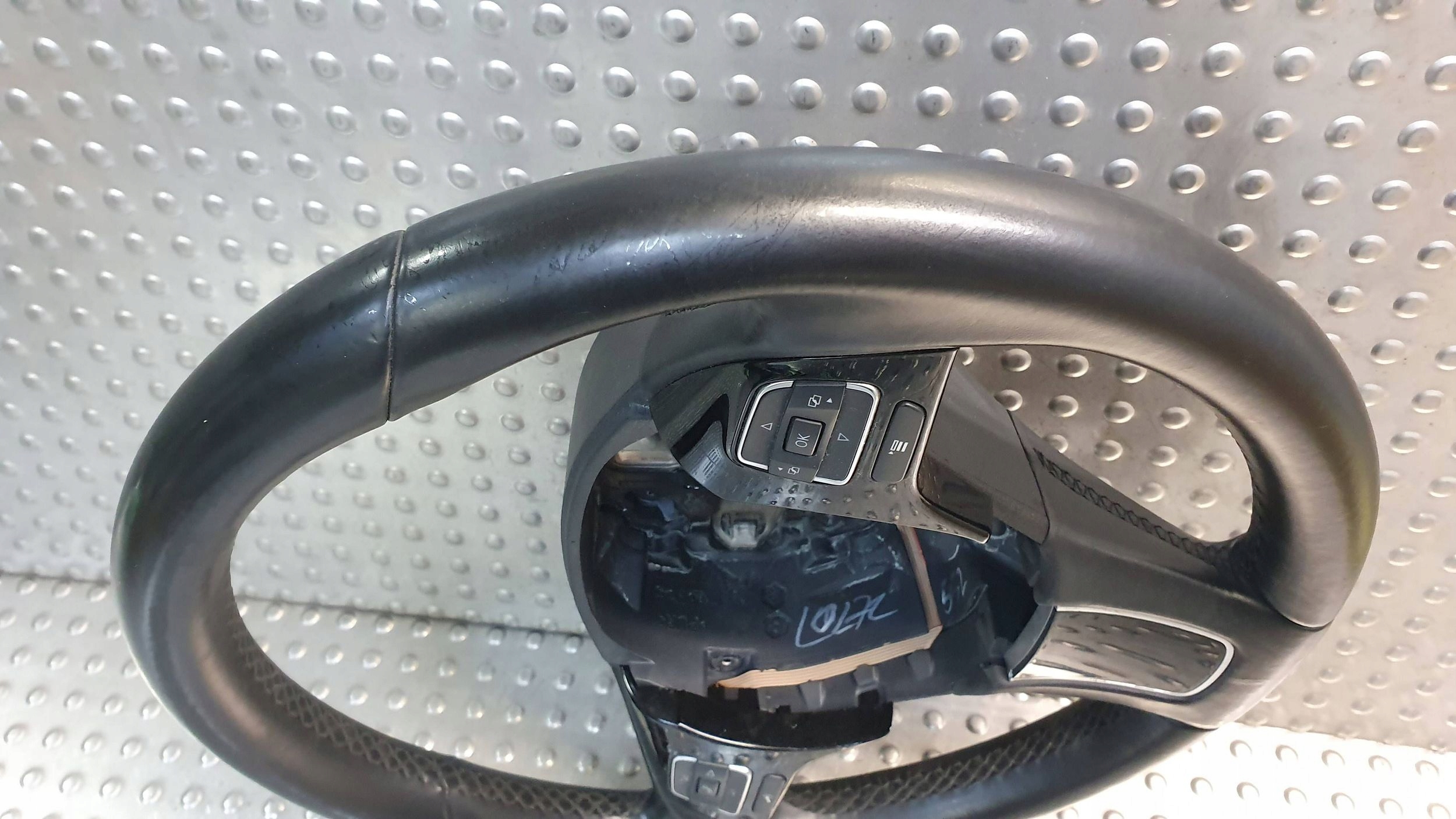lenkrad Leder MULTIFUNKCJA VW TOUAREG II 10- 7P6419091
