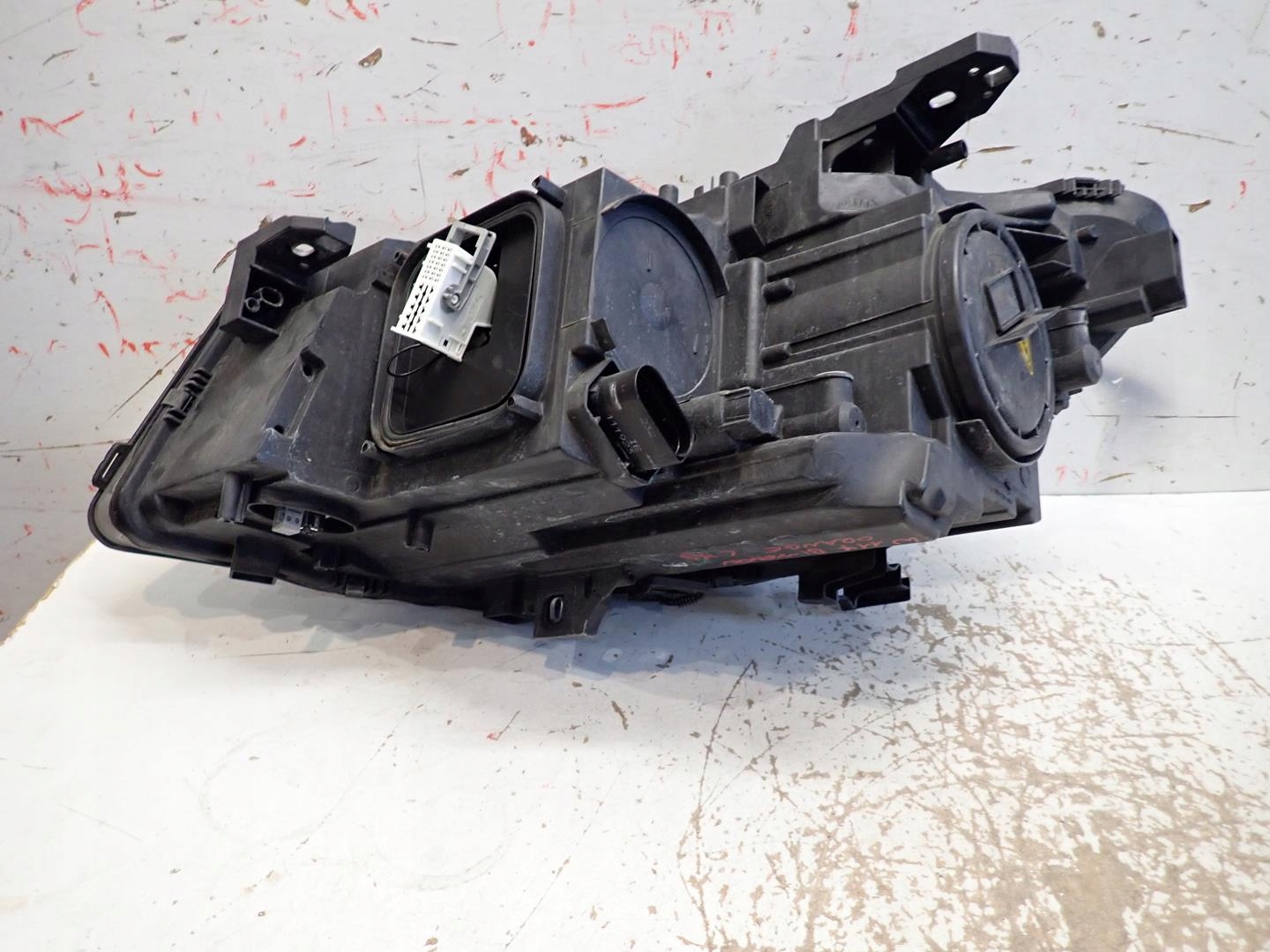 light front front right MERCEDES CLA W117 2013- A1179068000 ORANGE