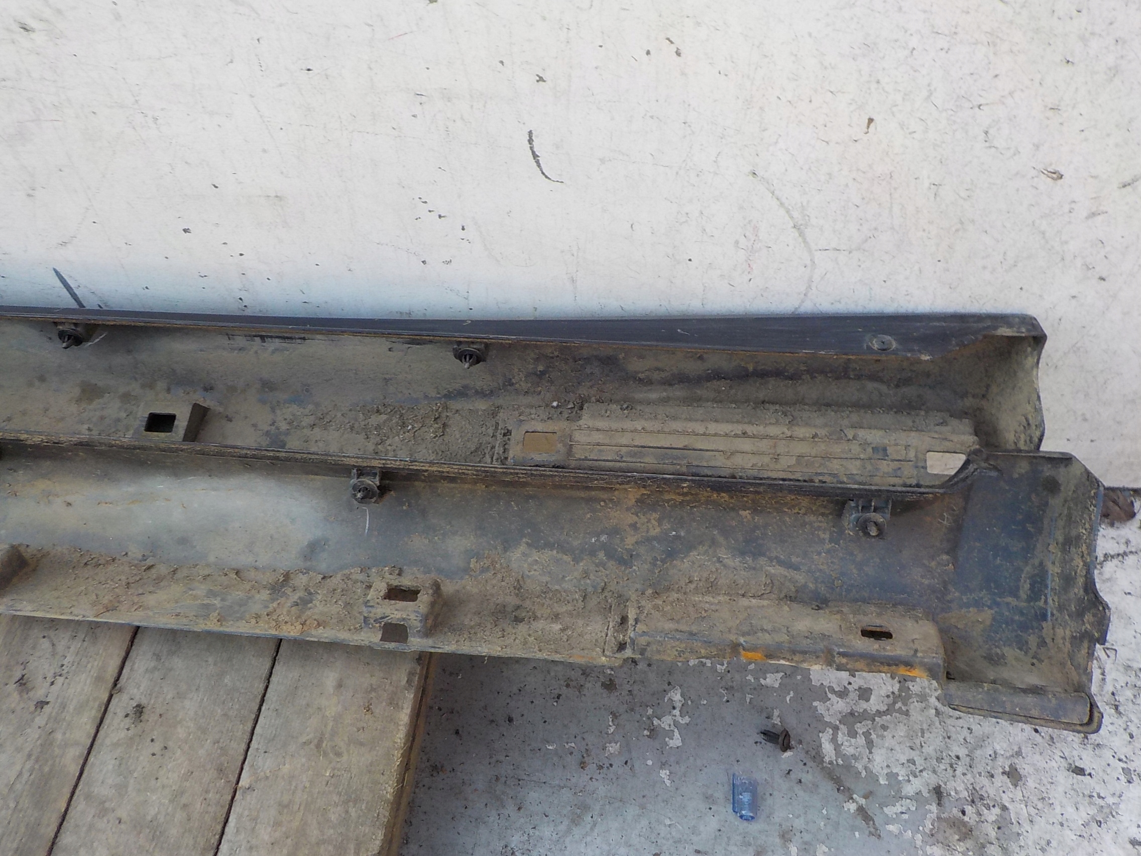534 FORESTER II LIFT listák fedelek PROGOWE