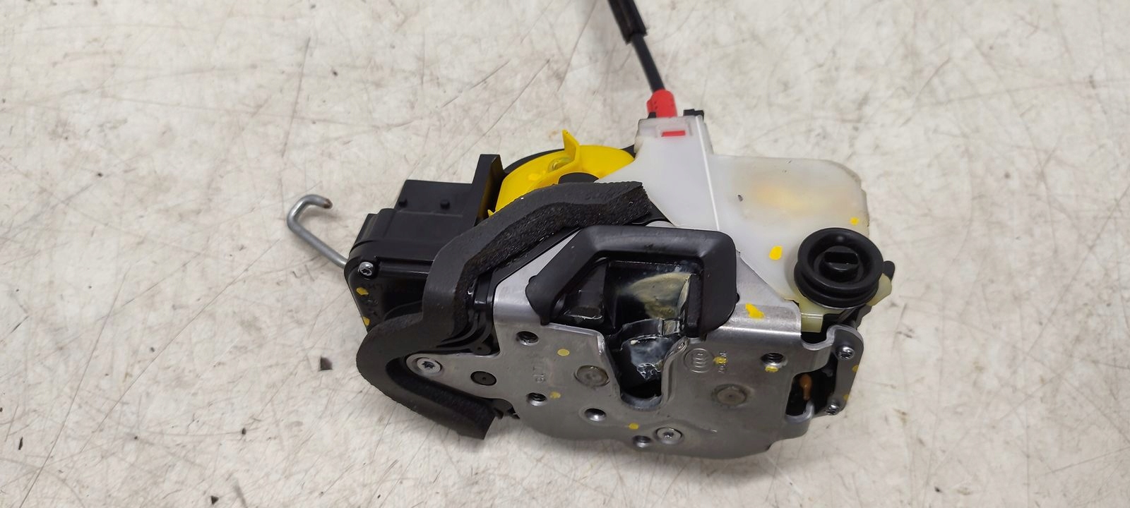 lock door rear part rear left Opel Zafira C 2,0 CDTI